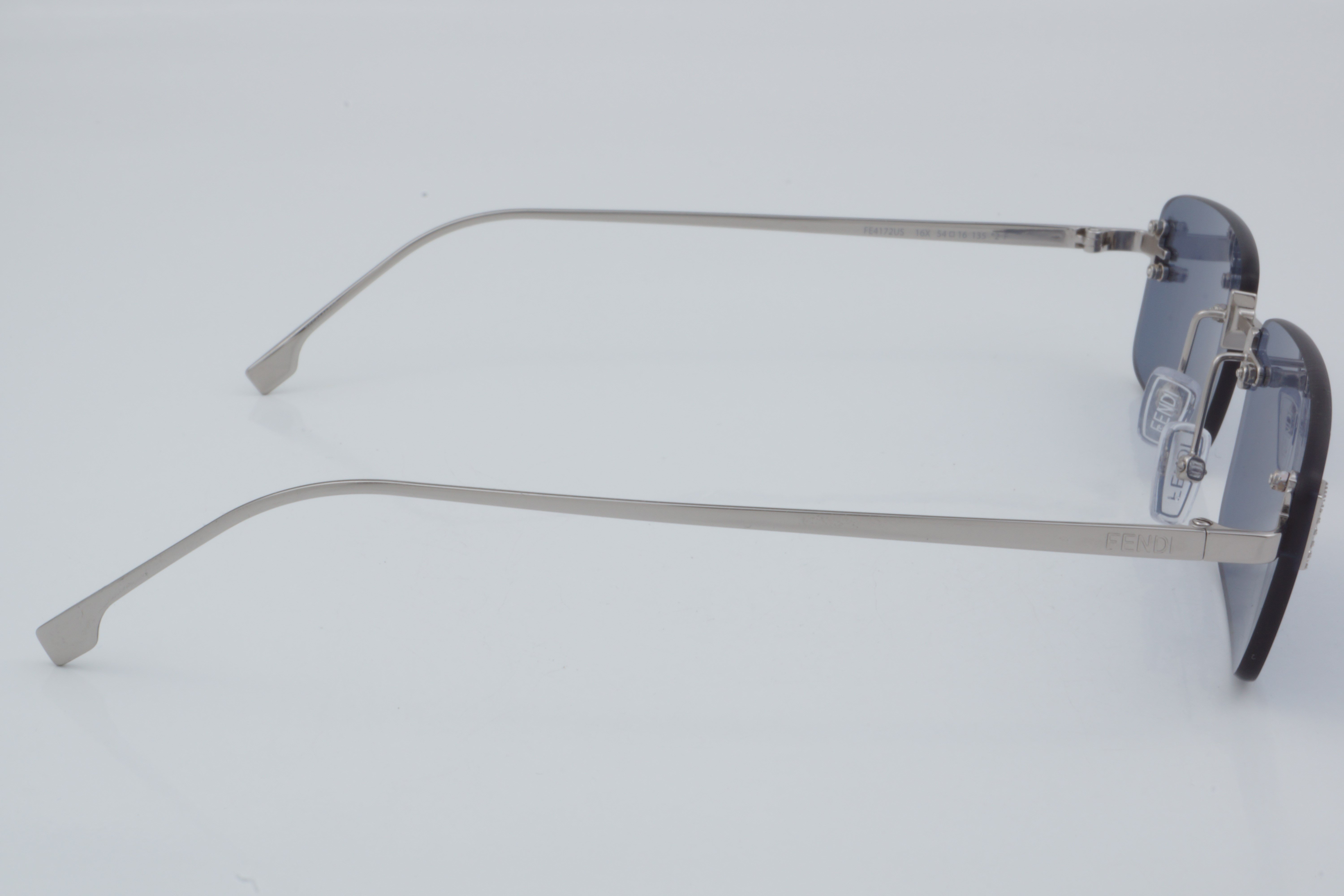 Fendi FE 4172US 16X 54 - 01 Güneş Gözlüğü