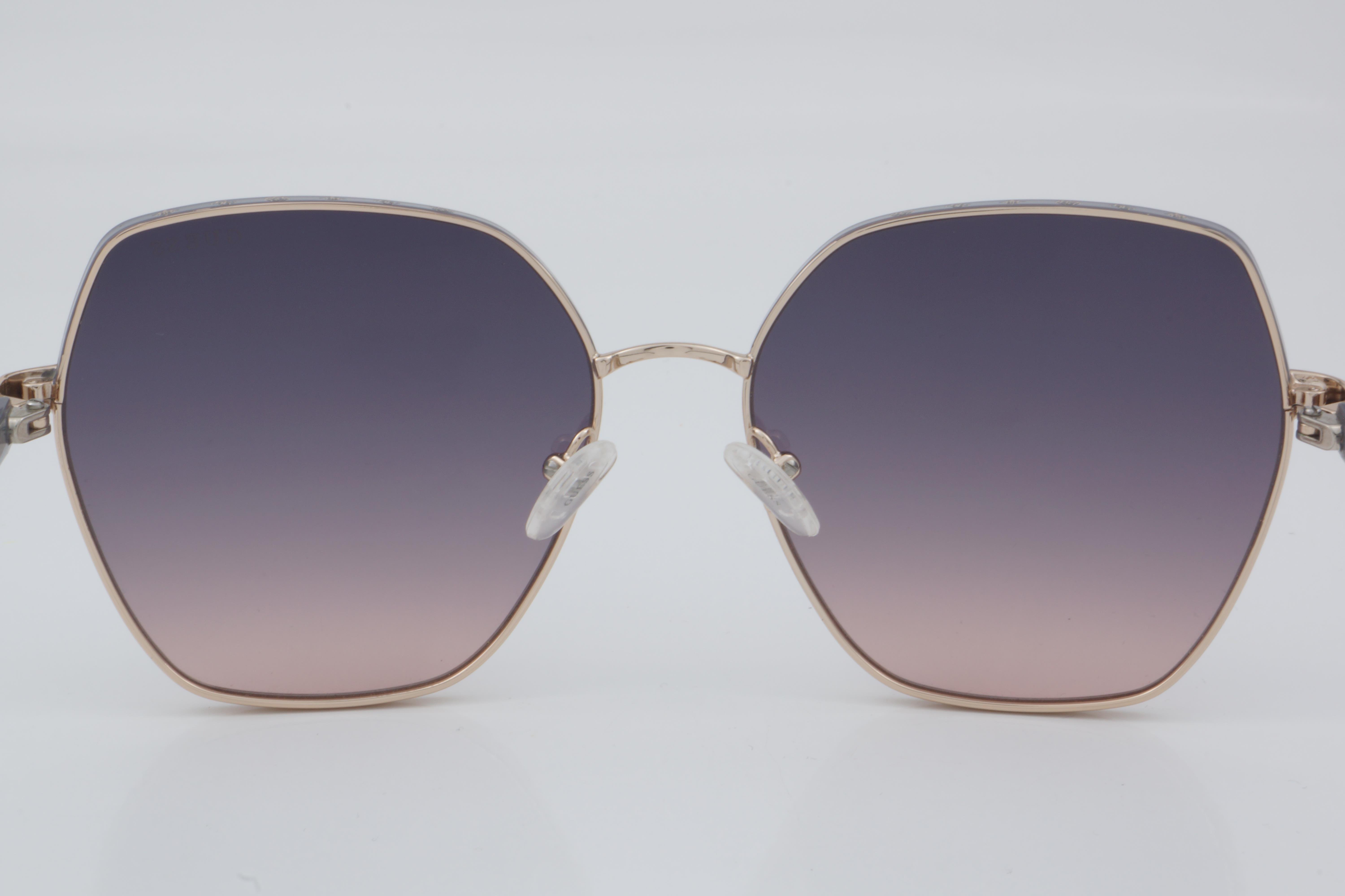 GUESS GÜNEŞ GU 00108 32B 60 - 01 Güneş Gözlüğü