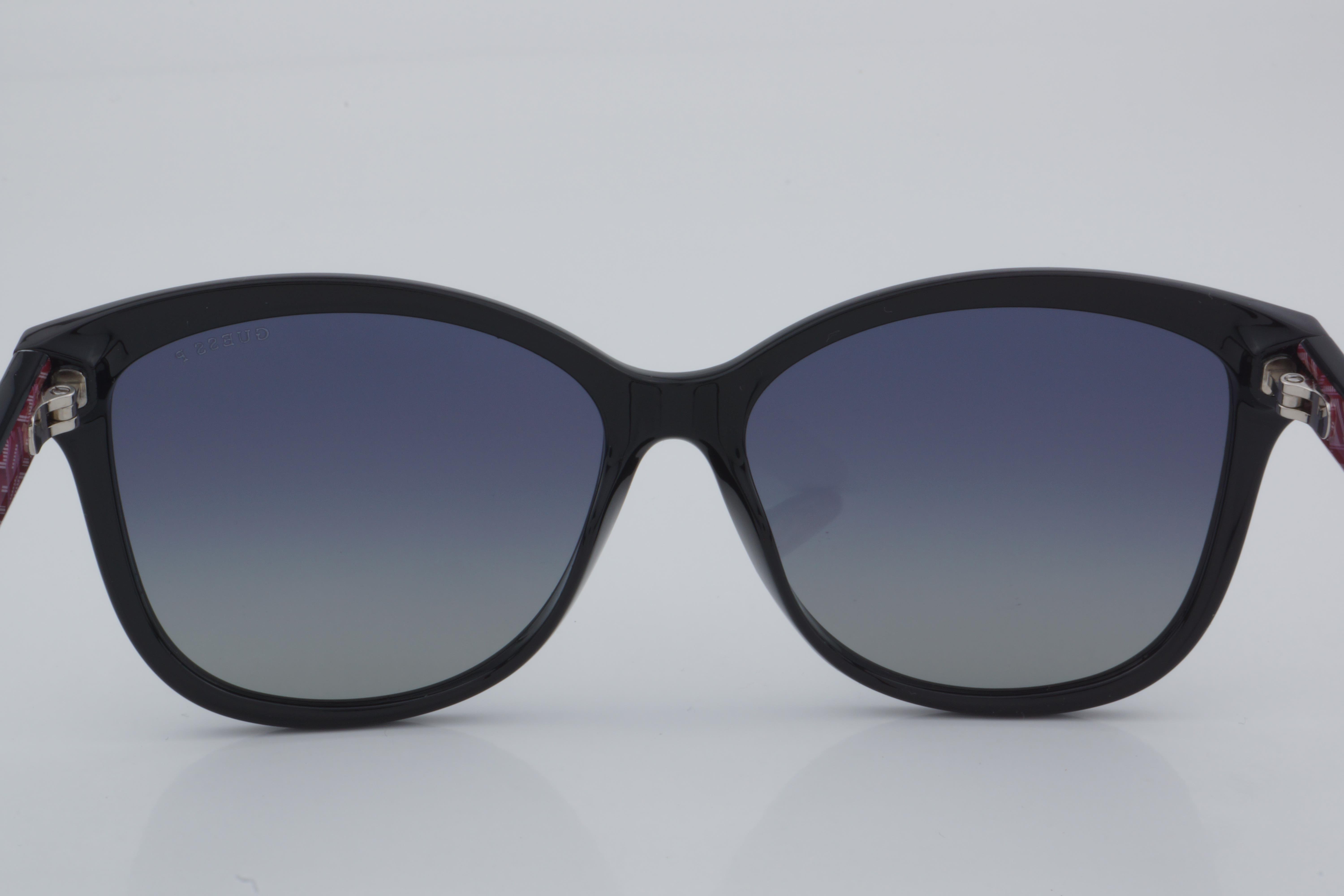 GUESS GÜNEŞ GU 7920 01D 58 - 01 Güneş Gözlüğü