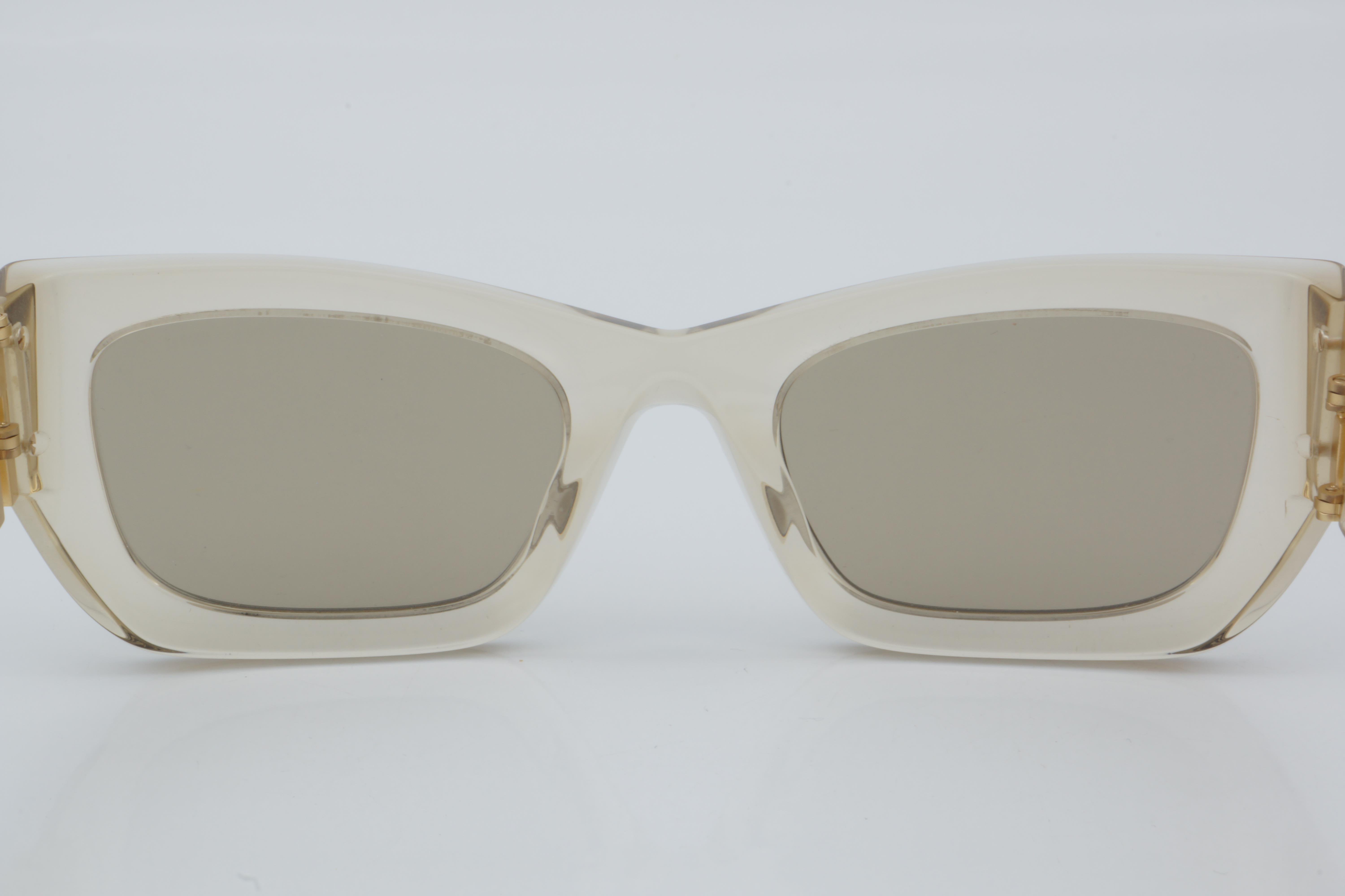 Miu Miu SMU 09W 11T-40F 53 - 01 Güneş Gözlüğü