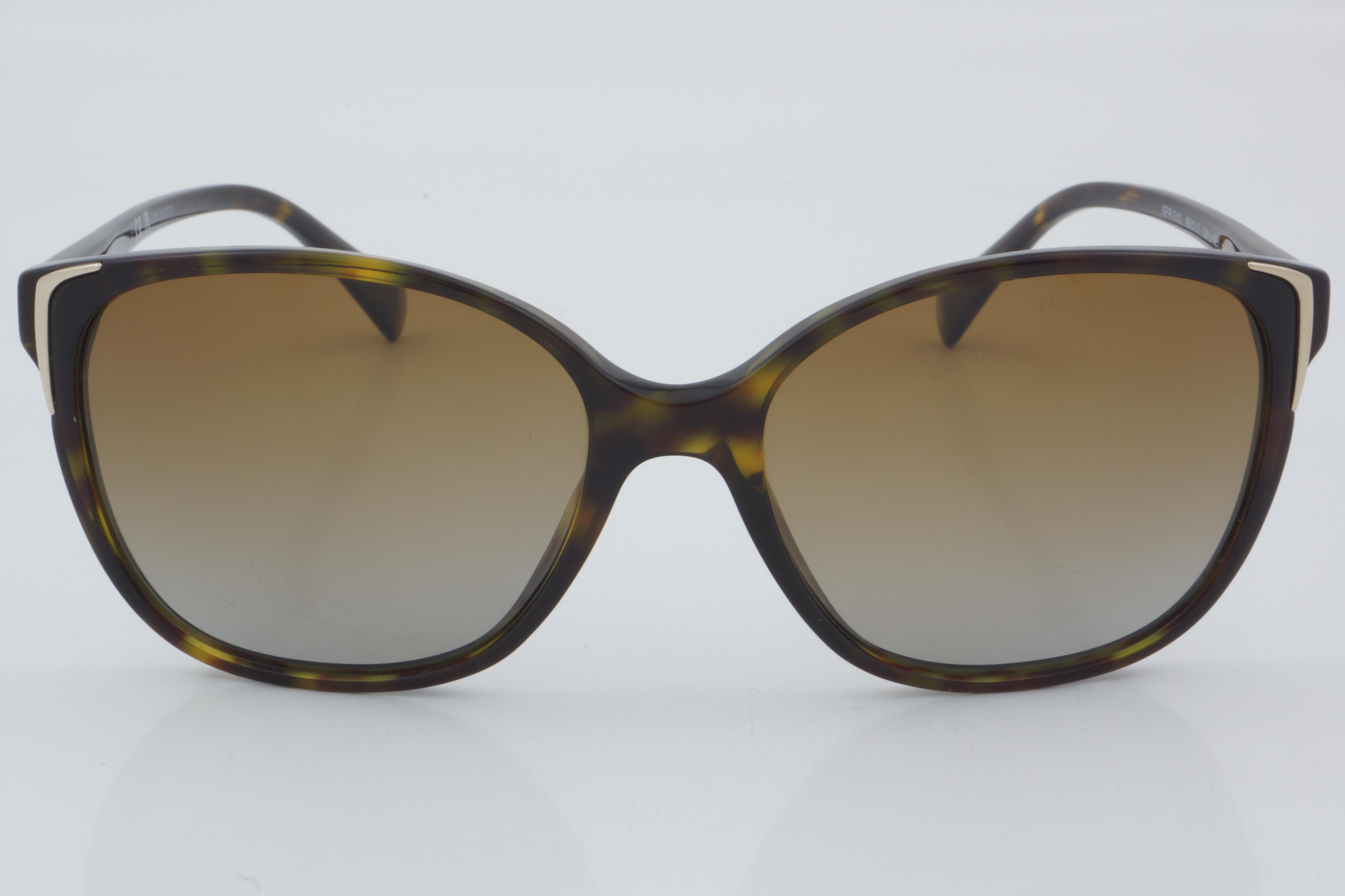 Prada SPR 01O 2AU-6E1 55 - 01 Güneş Gözlüğü