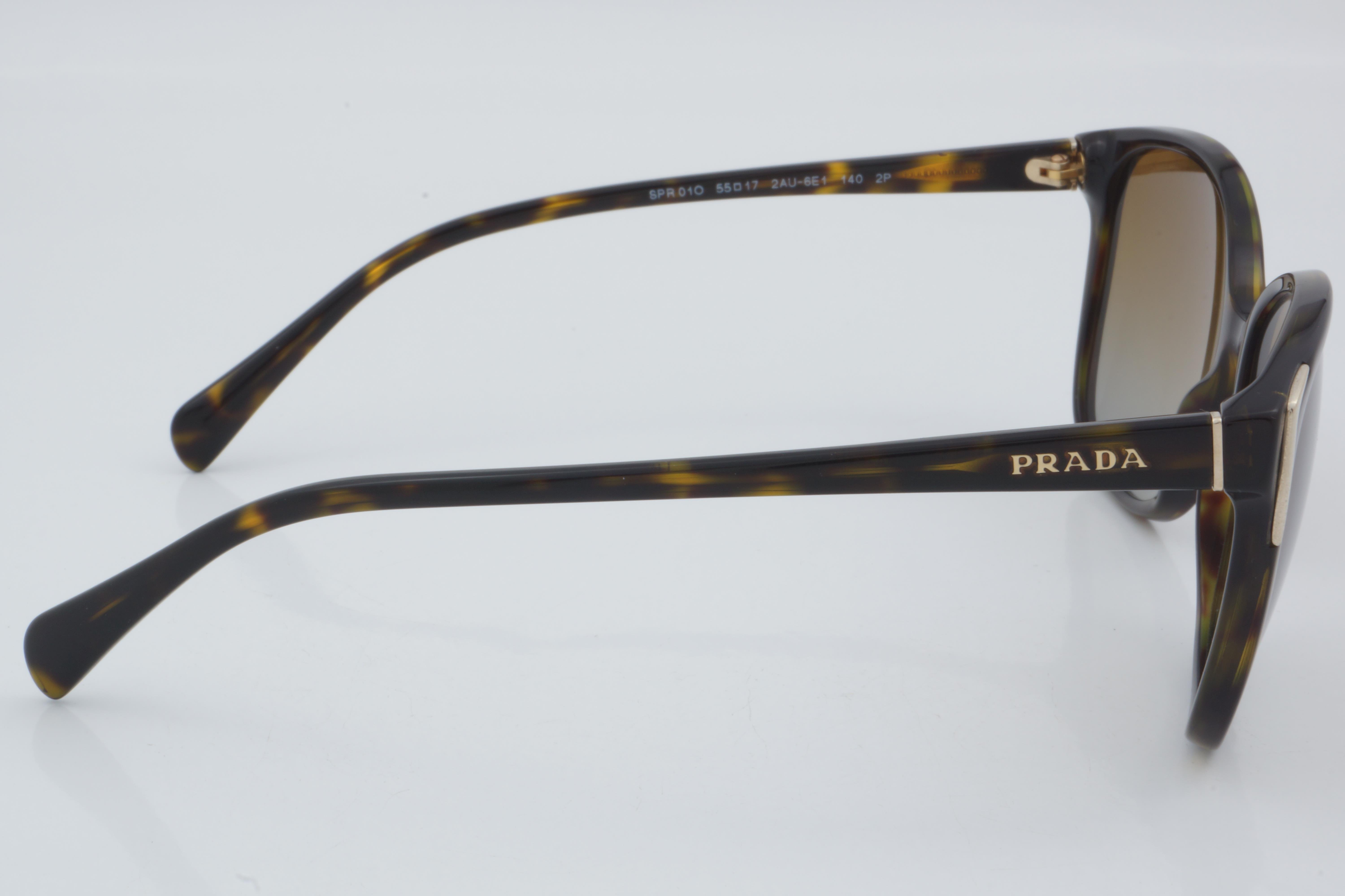 Prada SPR 01O 2AU-6E1 55 - 01 Güneş Gözlüğü