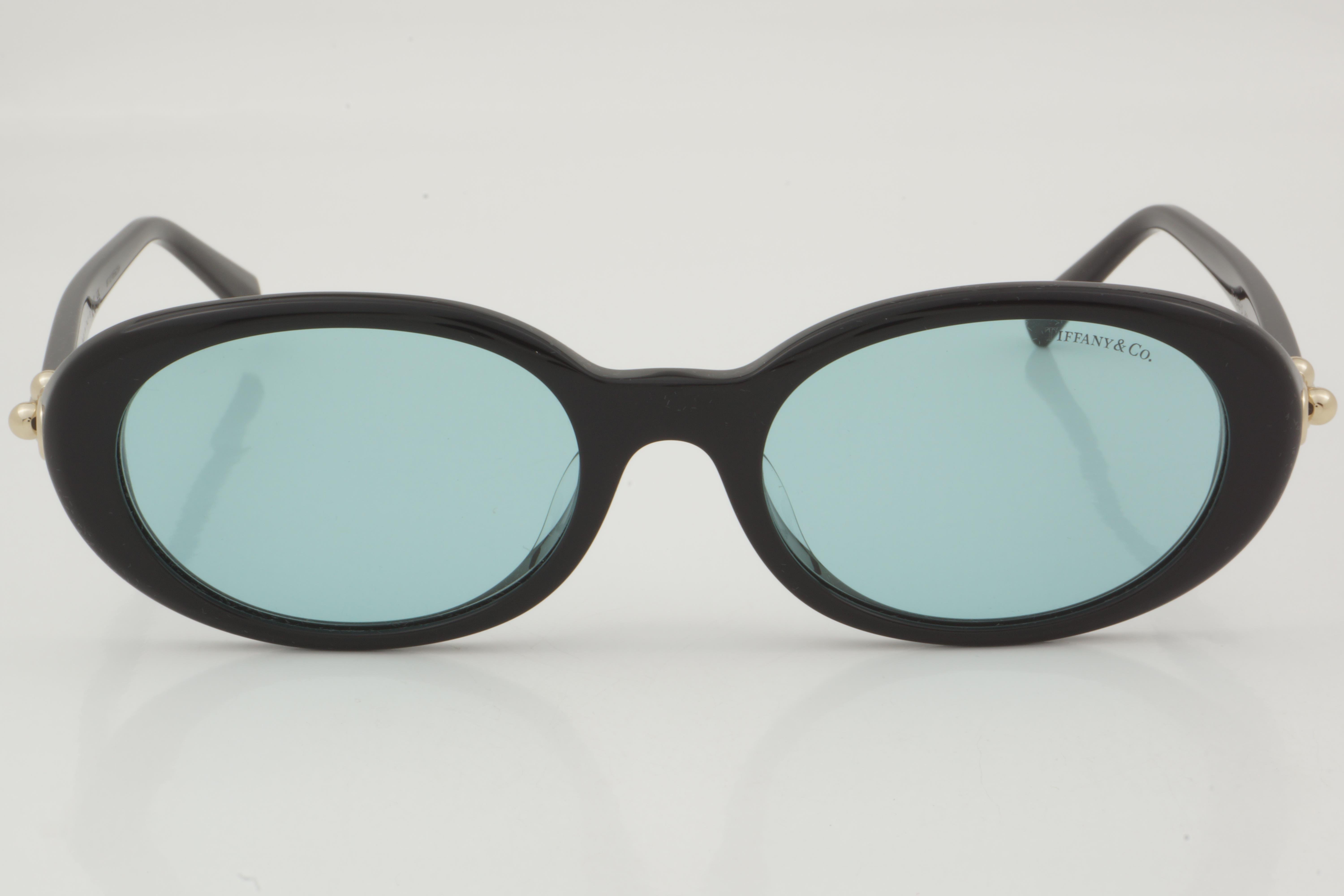 Tiffany & Co. TF 4242-D 8001/D9 54 - 01 Güneş Gözlüğü