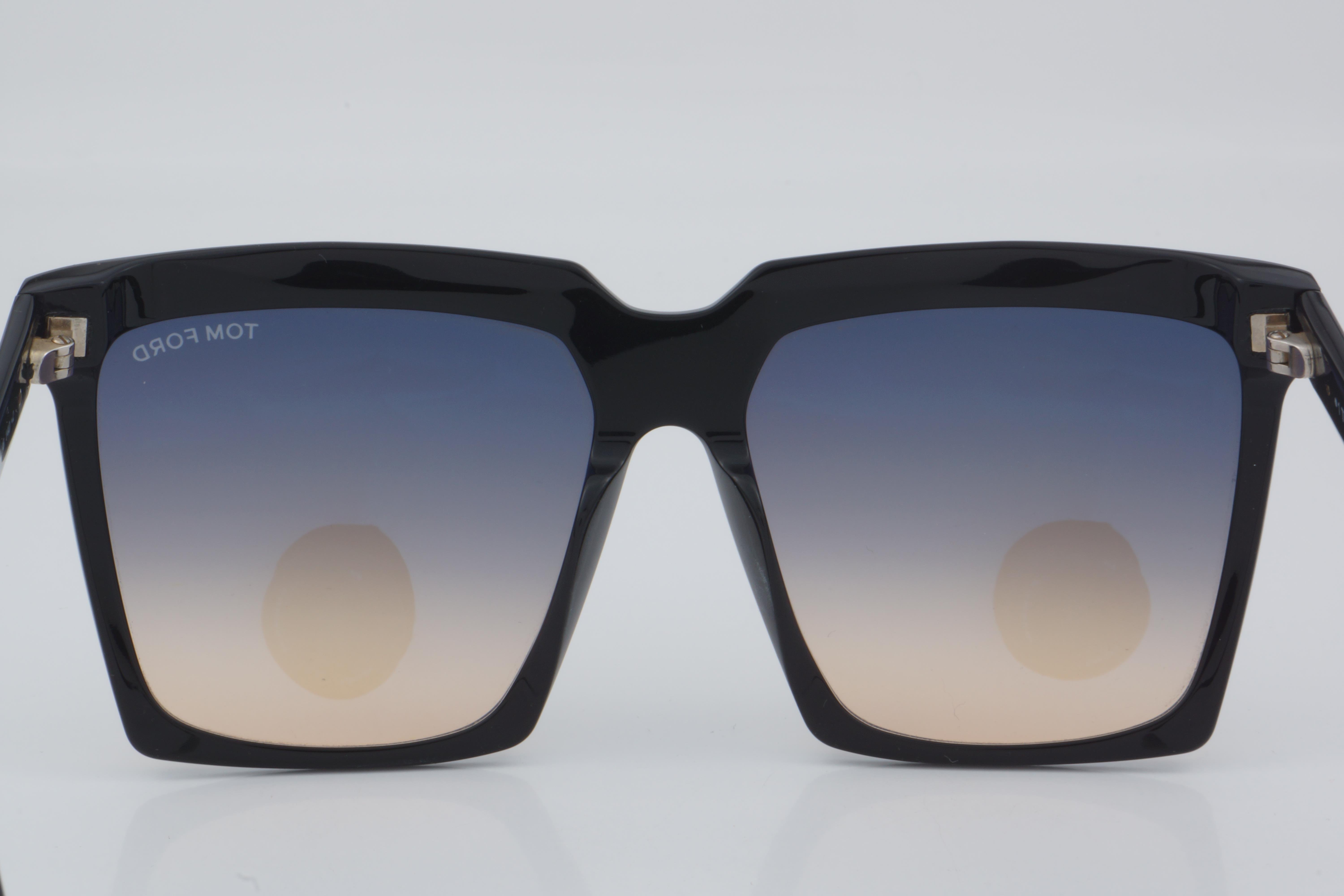 TOM FORD GÜNEŞ TF 764 01B 58 - 01 Güneş Gözlüğü