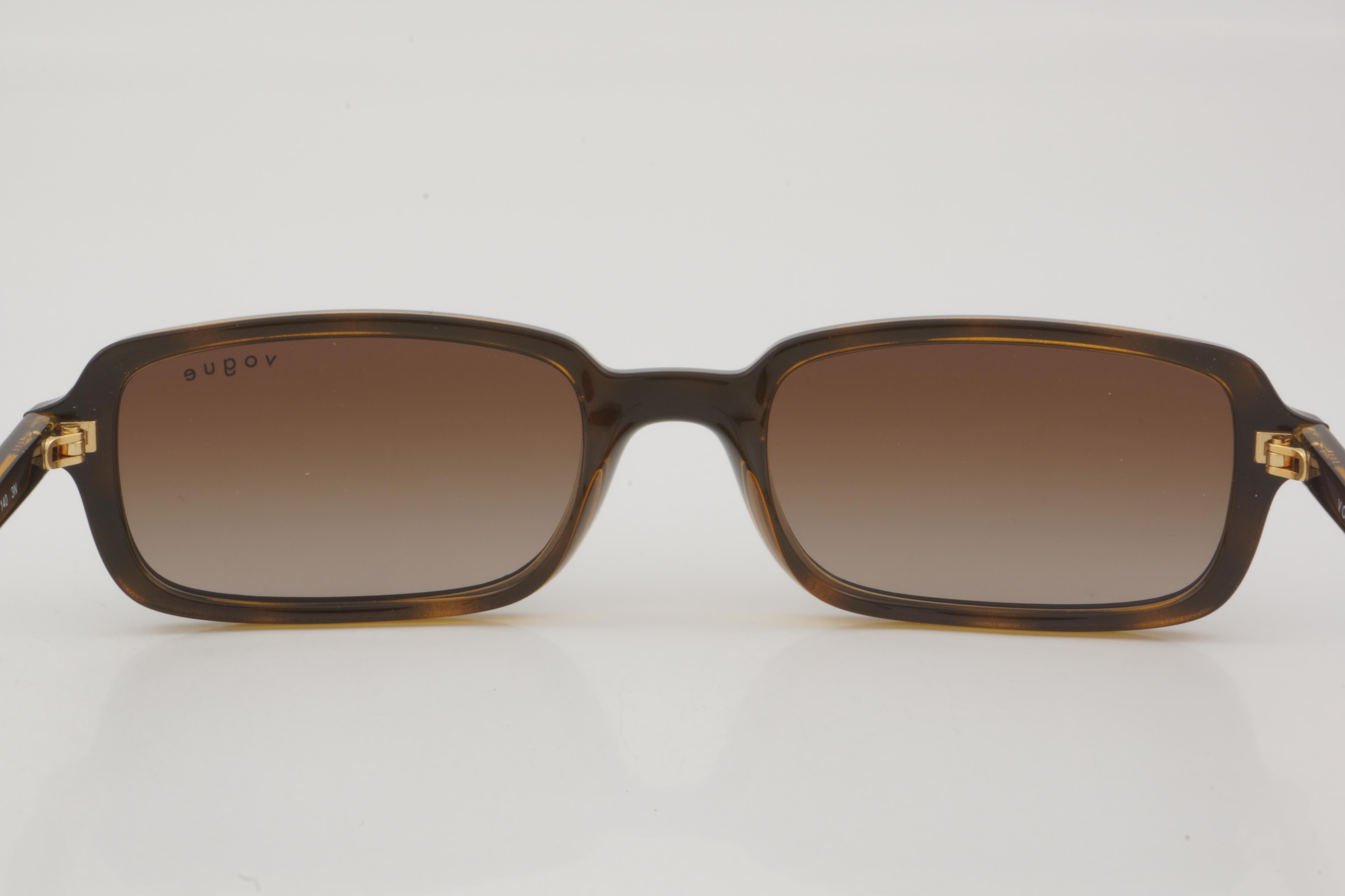 Vogue VO 5666-S W65613 53 - 01 Güneş Gözlüğü