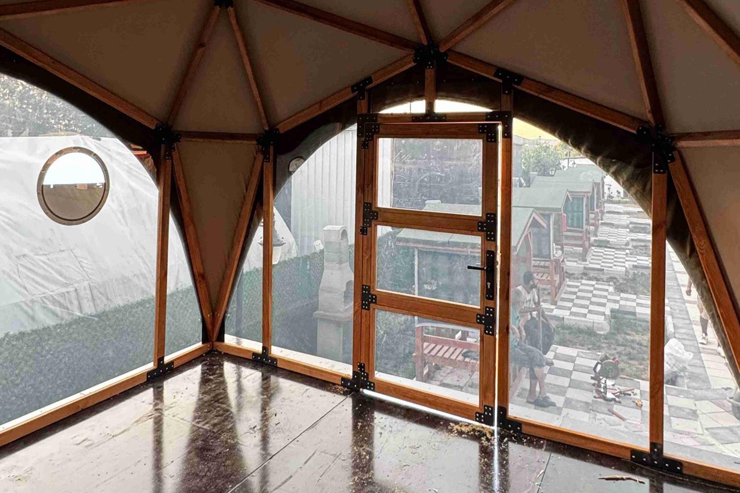 N-Quadro Dome