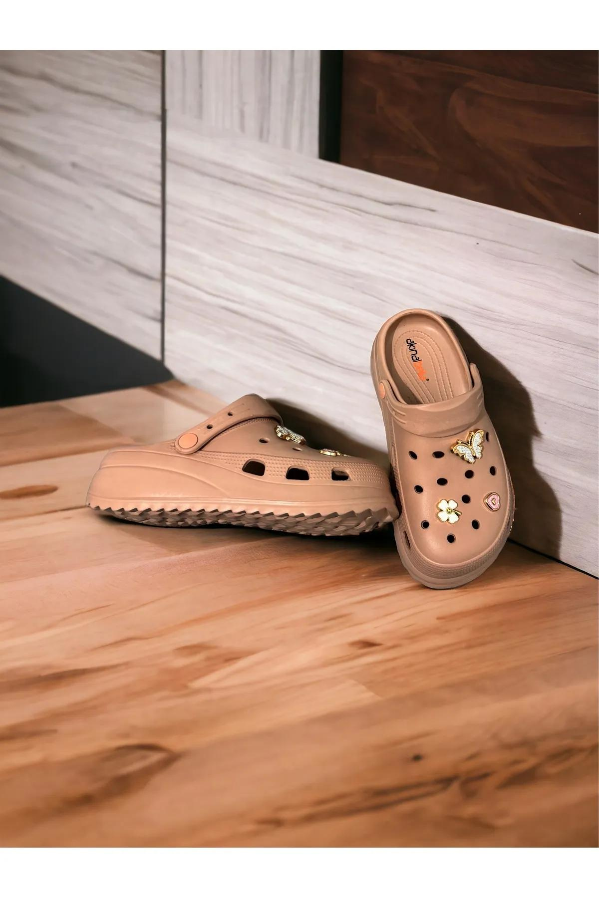 Akınalbella Kadın Taşlı Crocs Tipi Gündelik Terlik 