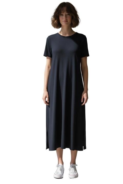 SIFIR YAKA KISA KOL DÜZ PENYE ELBİSE-SİYAH