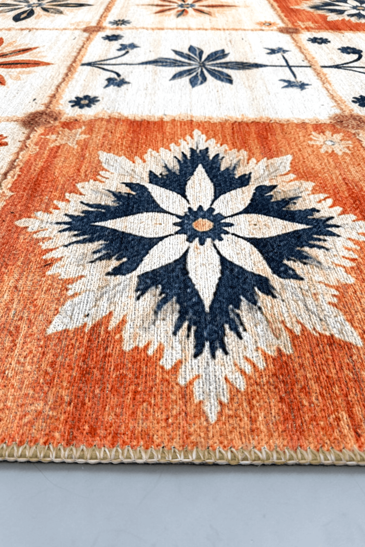 Alpina Home Lavin Turuncu Krem Çiçek Figürlü Kilim Dokuma Taban, Saçaksız Overlok, Antialerjik