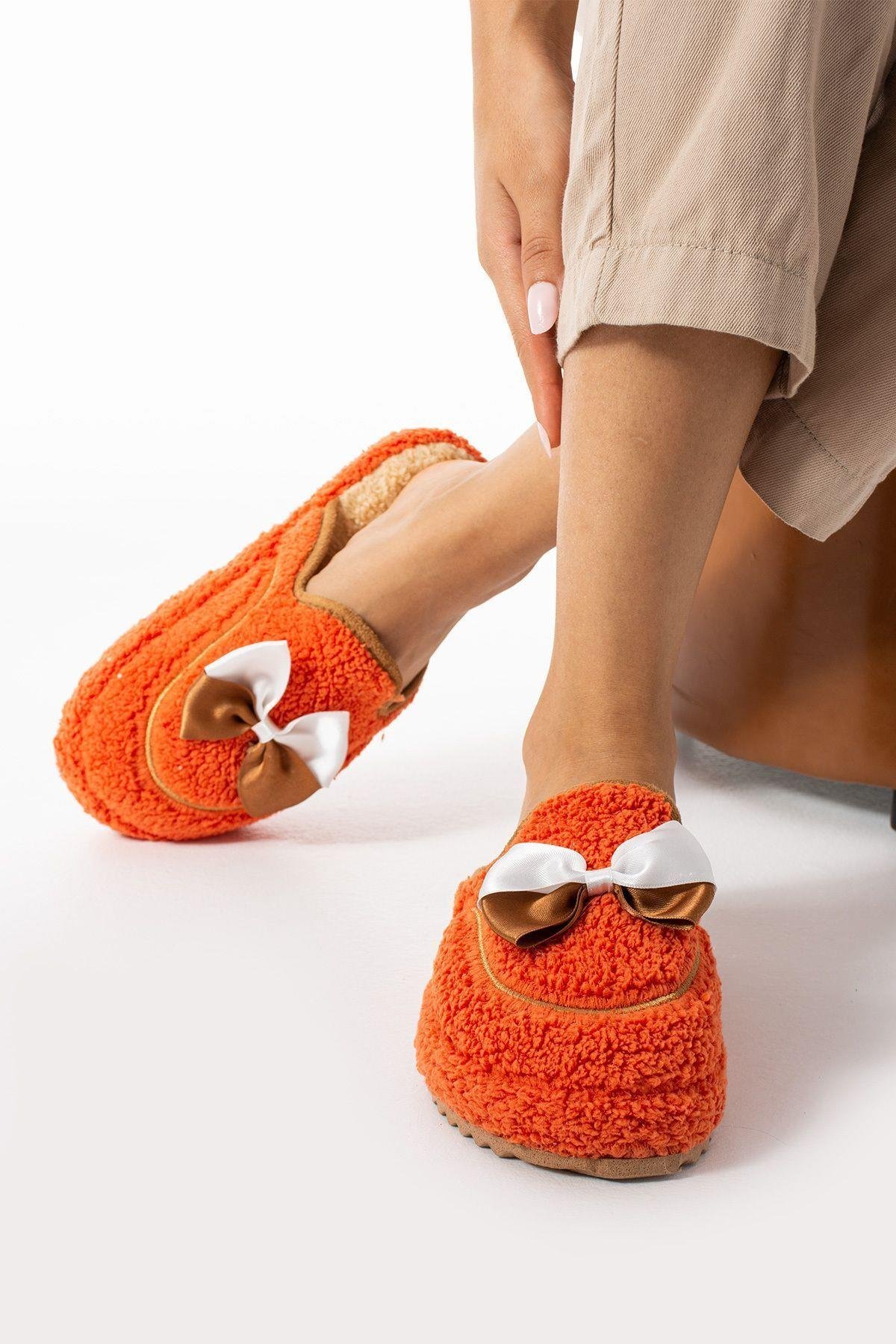 Turuncu Papyon Kışlık Kadın Terlik