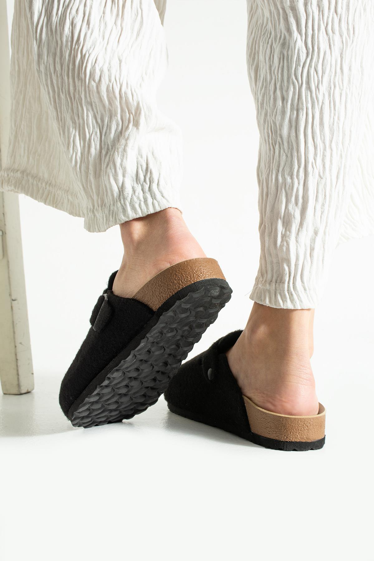 unisex-siyah-kislik-keceli-onu-kapali---d2b9e.jpg