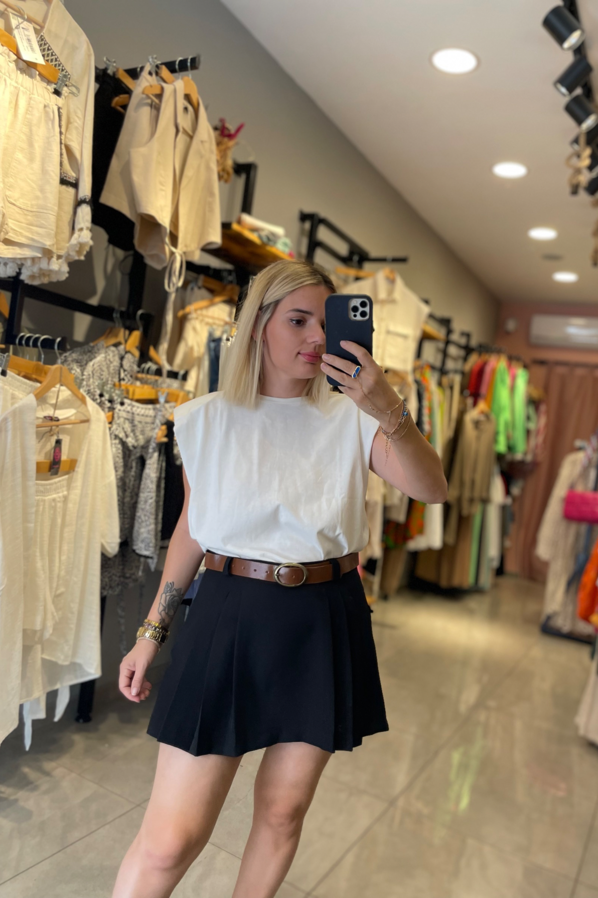 Ön Pileli Siyah Şort Etek
