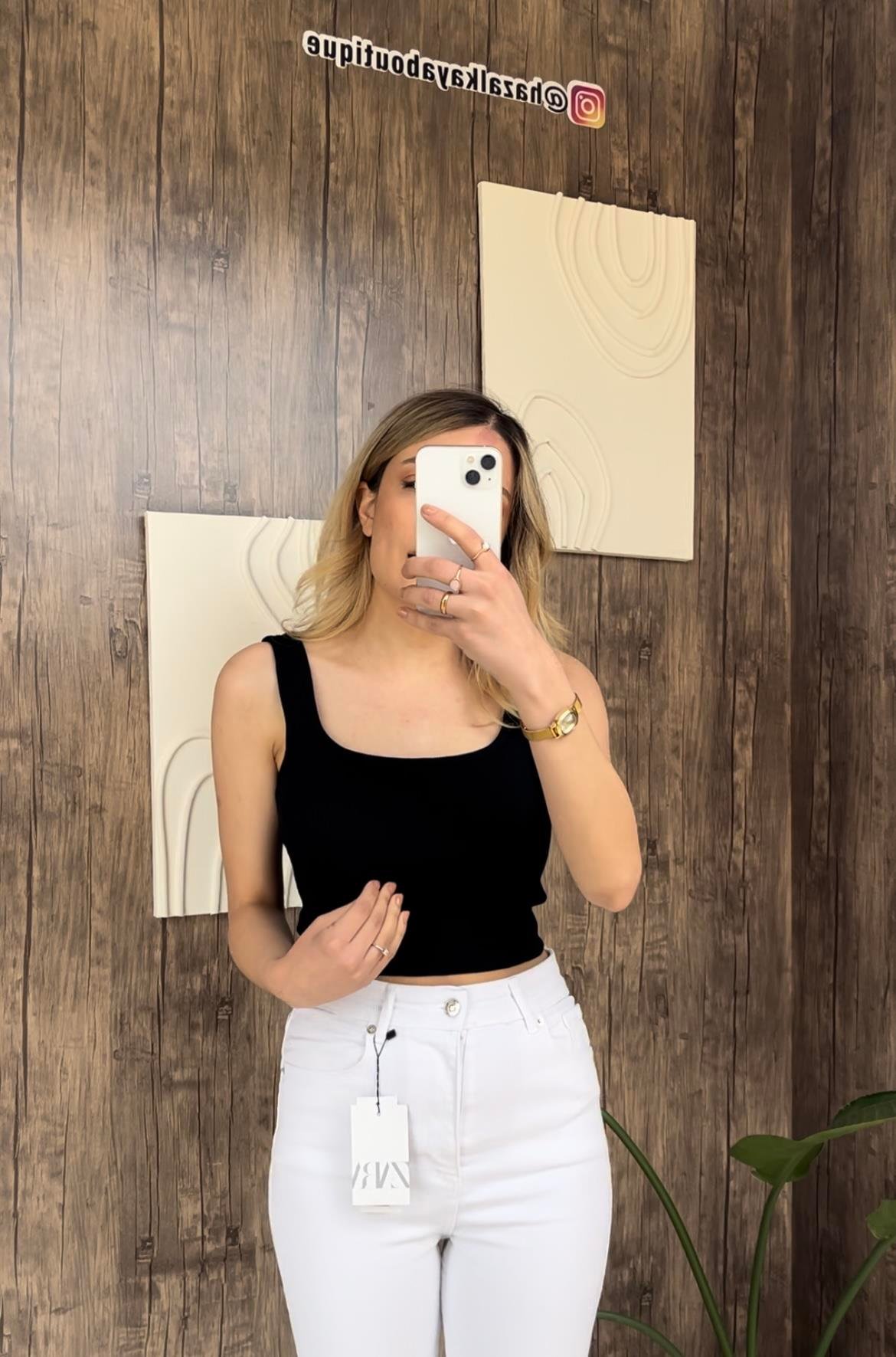 Basic Crop Siyah