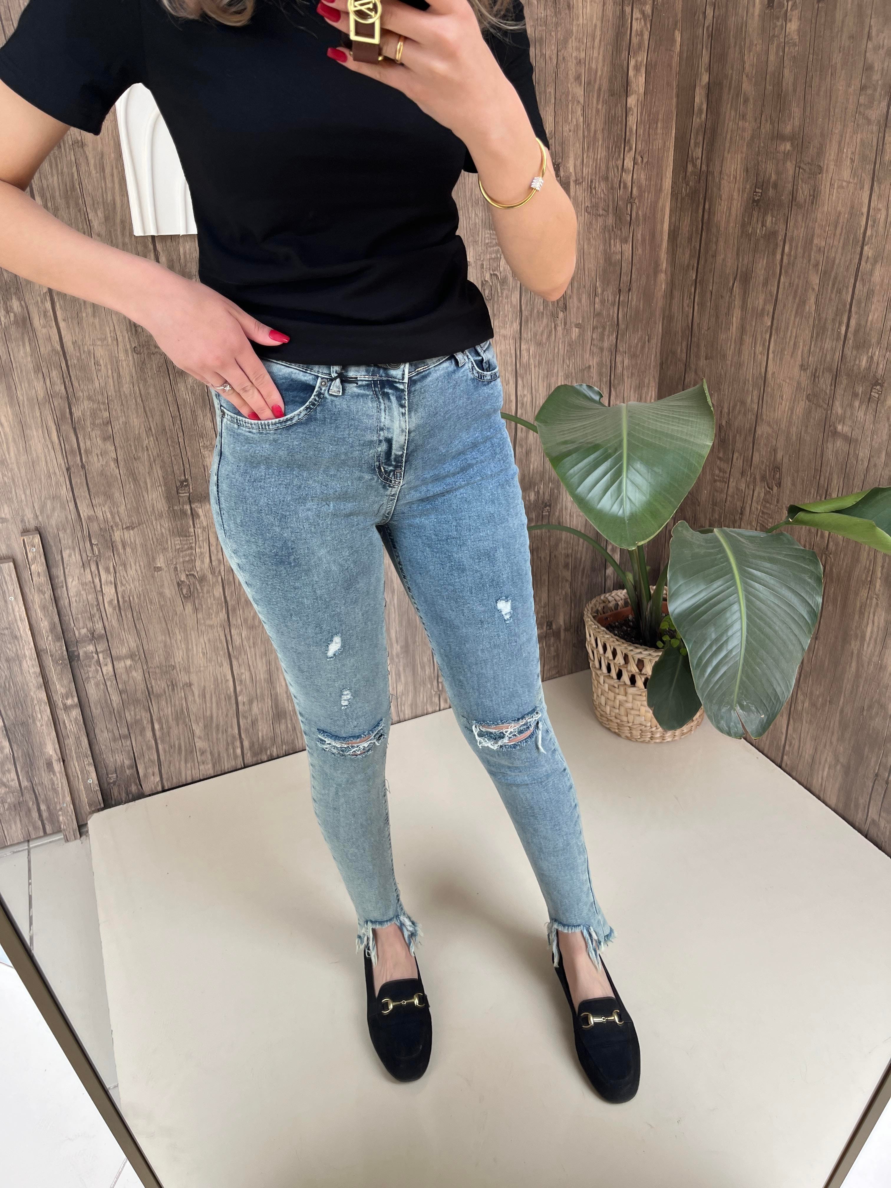 Yırtık Jean