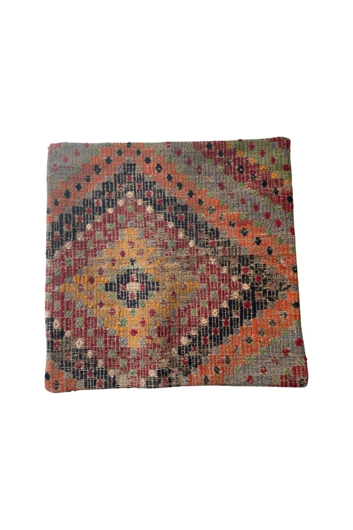 Anadolu Türk Kilimlerinden El Emeği Vintage Yastık Kılıfları 50x50 cm 23
