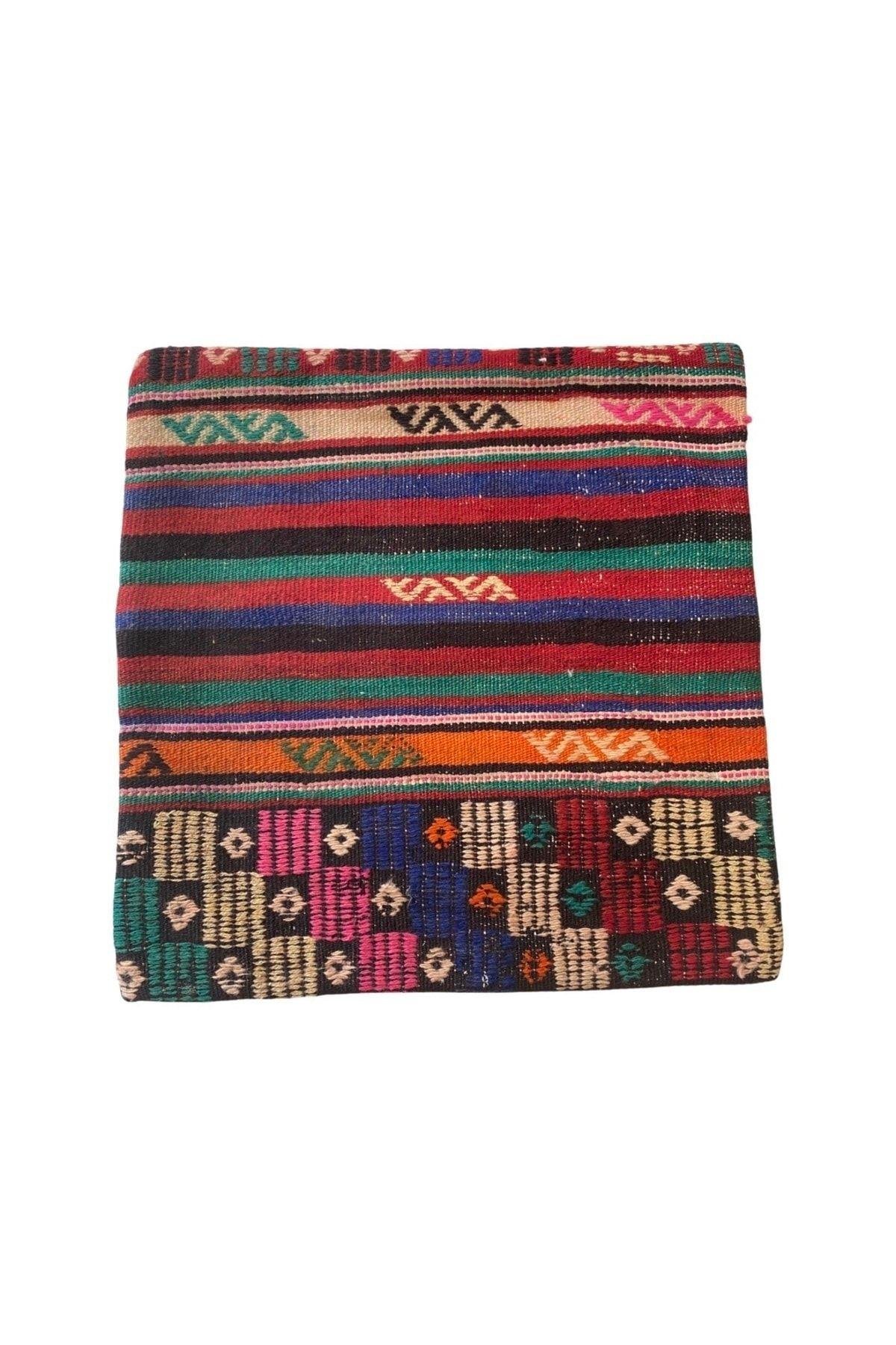 Anadolu Türk Kilimlerinden El Emeği Vintage Yastık Kılıfları 45x45 Cm 17