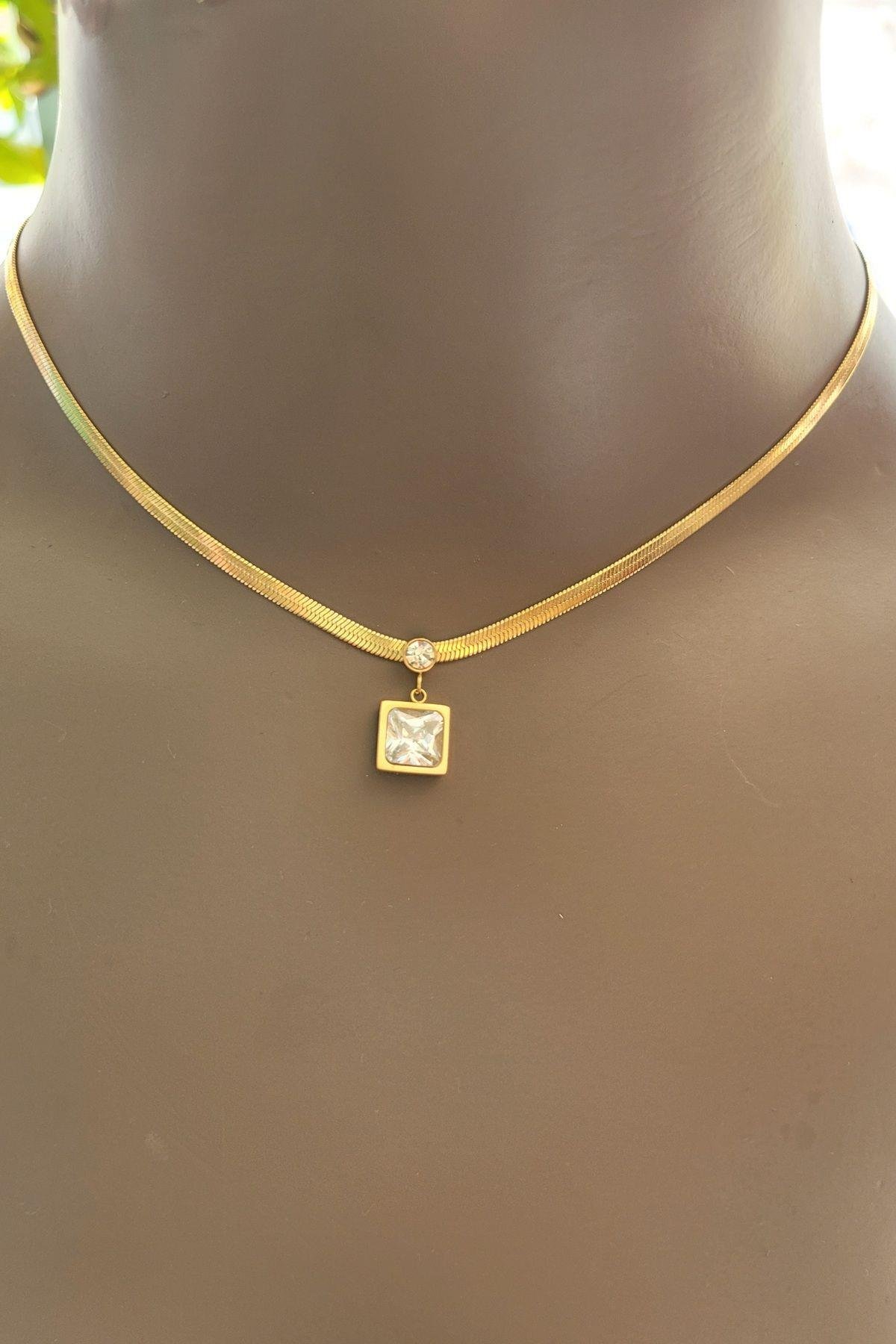 Kare Zirkon Çelik Gold Kadın Kolye