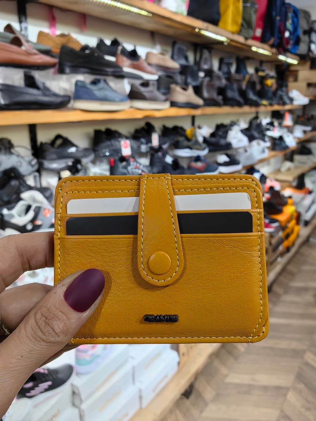 Unisex Hakiki Deri Çok Bölmeli El Yapımı Kartlık Cüzdan
