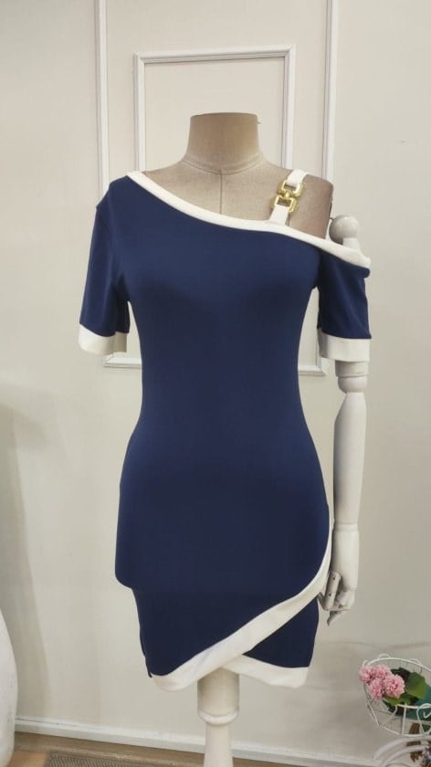 Kadın Kısa Kollu Asimetrik Kesim Yaka şerit Ve Aksesuar Detaylı Modal Elbise