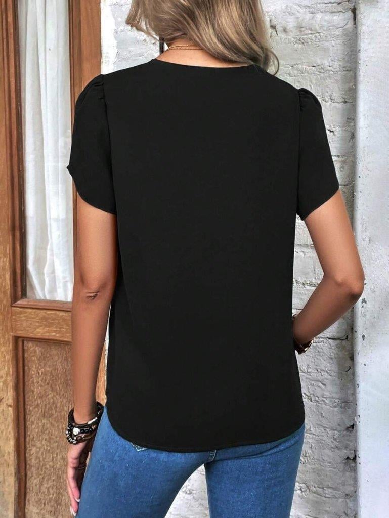 Kadın Kısa Kollu Lazer V Yakalı Ithal Krep Bluz