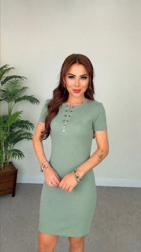 Kadın Kısa Kollu Yuvarlak Yakalı Düğmeli Kısa Kaşkorse Elbise