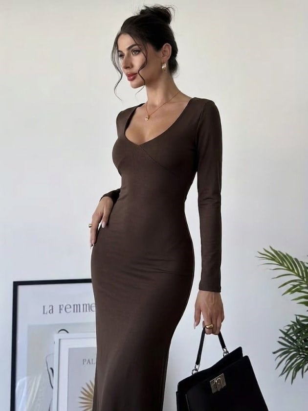 Kadın Uzun Kollu Derin Gögüs Detaylı Belden Bağcıklı Uzun Dalgıç Elbise