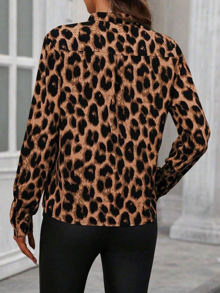 Kadın Uzun Kollu V Yakalı Leopar Desenli Modal Bluz