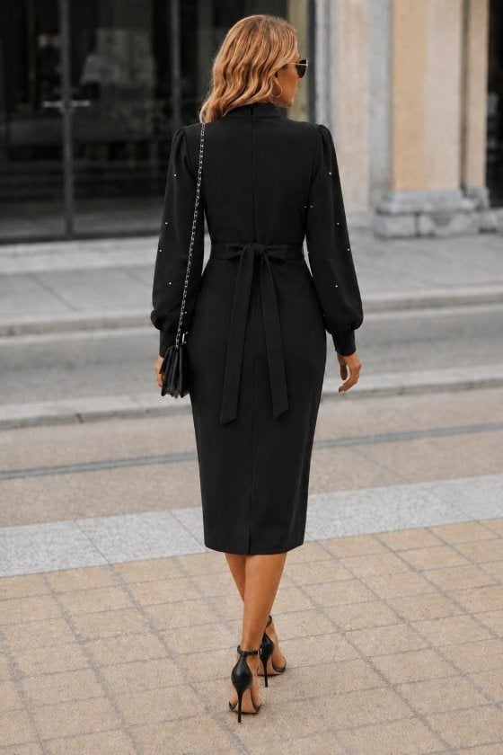 Kadın Uzun Kollu Yakadan Fiyonklu Yandan Yırtmaçlı Incili Midi Ithal Krep Elbise