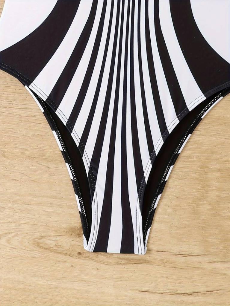 Kadın Yuvarlak Yaka Askılı Zebra Desen Baskılı Dalgıç Mayo