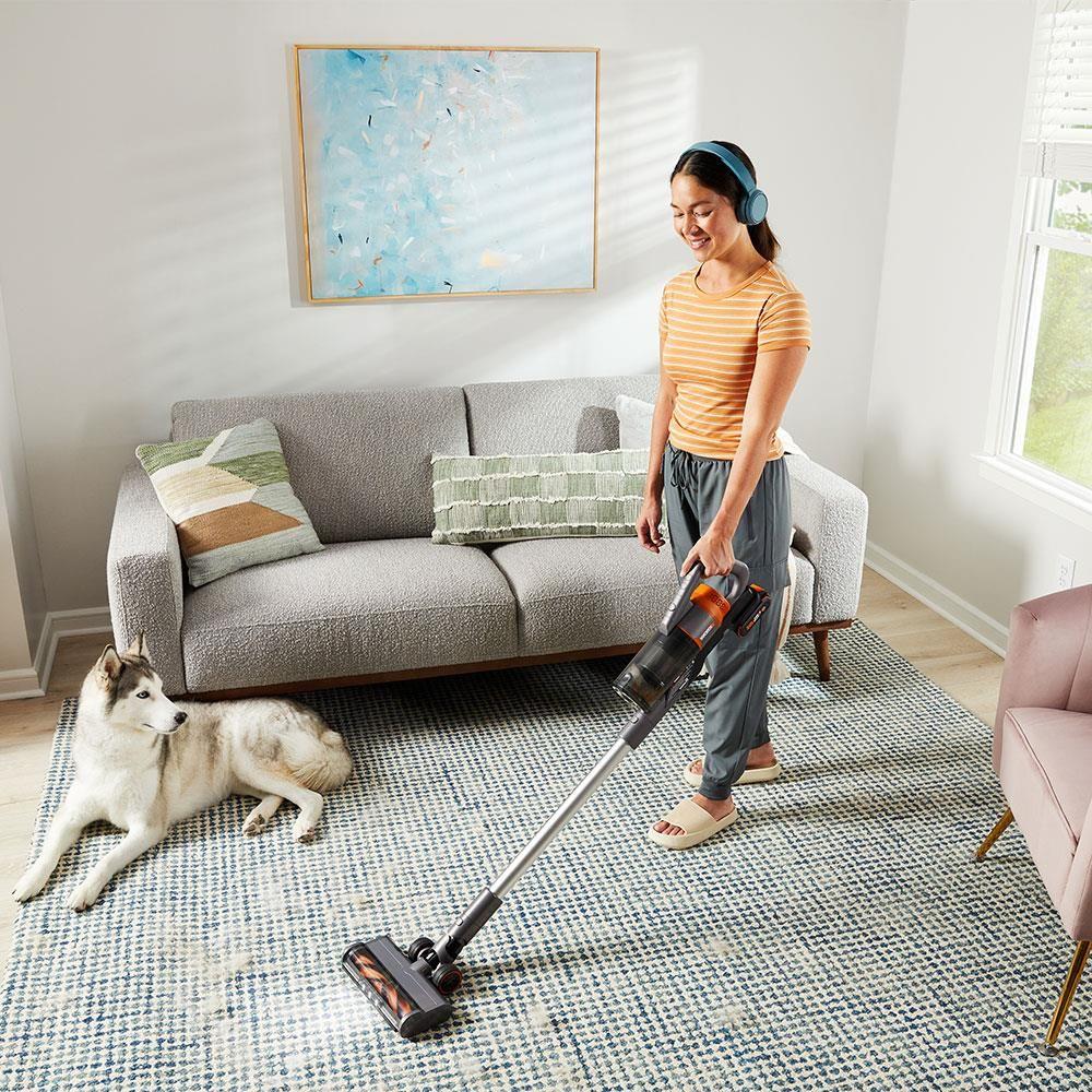 WORX WX038 Çift Akülü Siklonik Sistem Şarjlı Dikey Süpürge 20Volt 2.0Ah. /105Watt