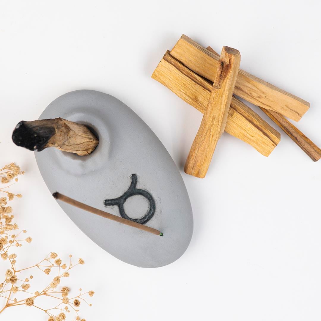 Boğa Burcu Temalı Gri Palo Santo Tütsülük