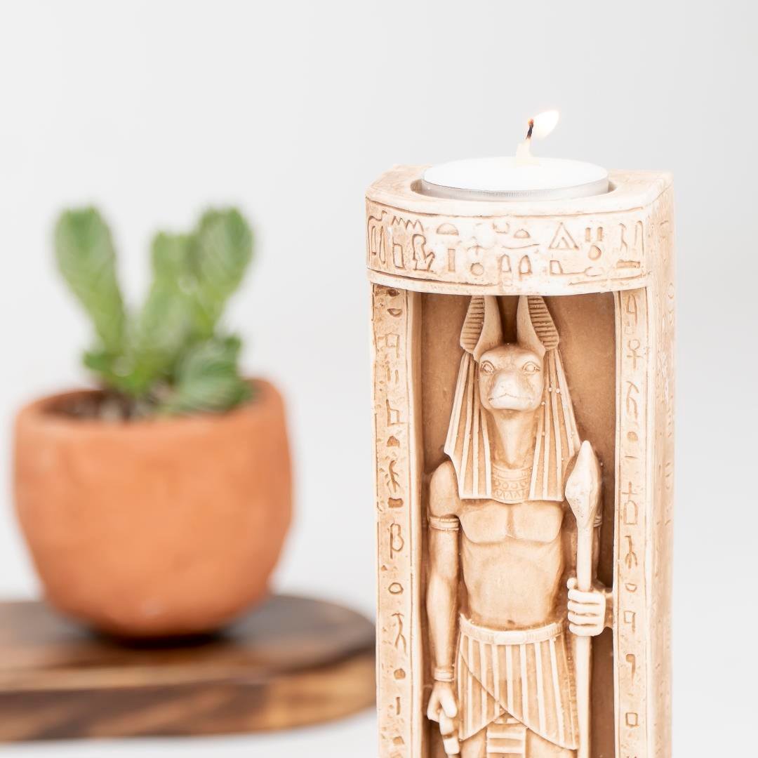 Dekoratif Anubis Toprak Mumluk