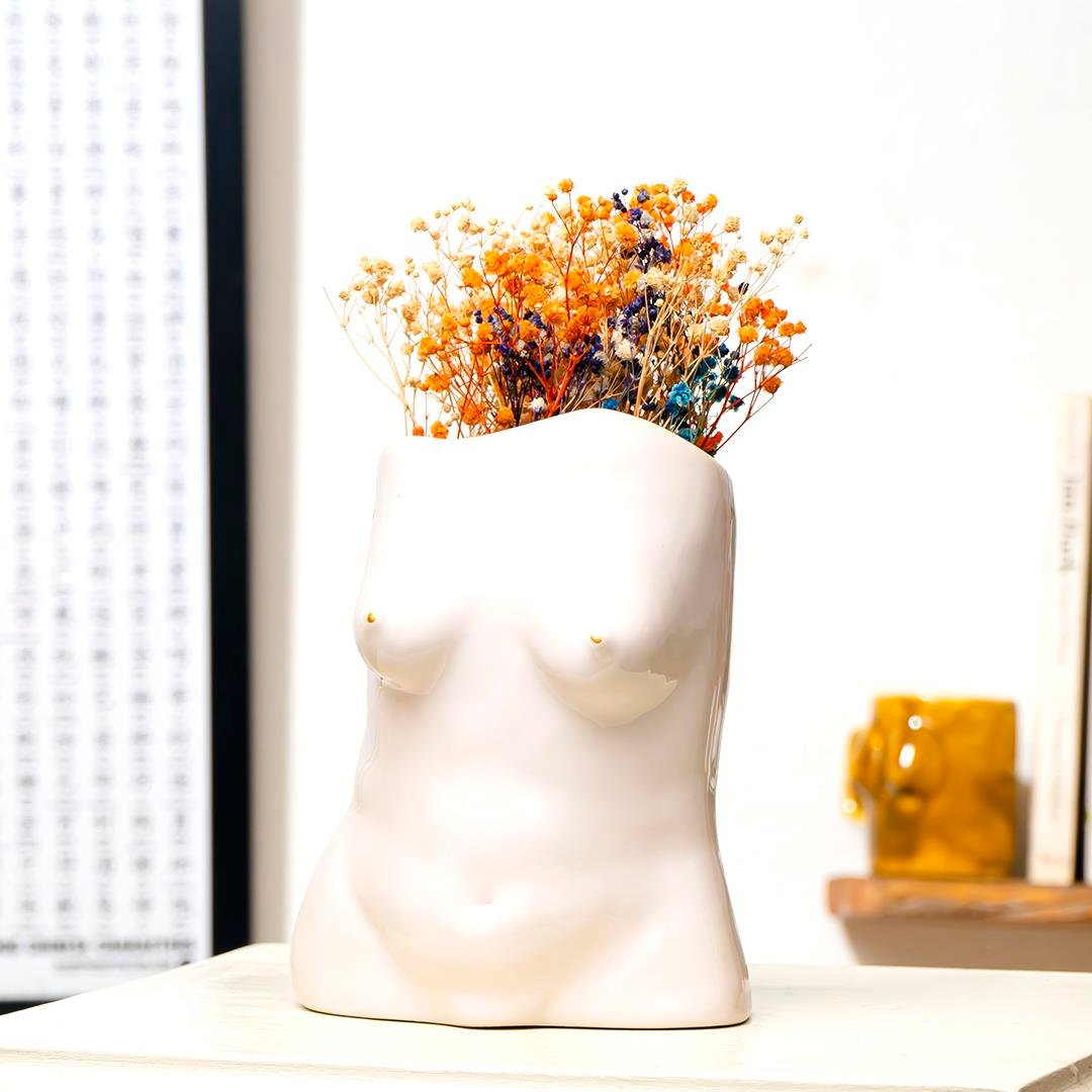 Gaia White El Yapımı Seramik Vazo