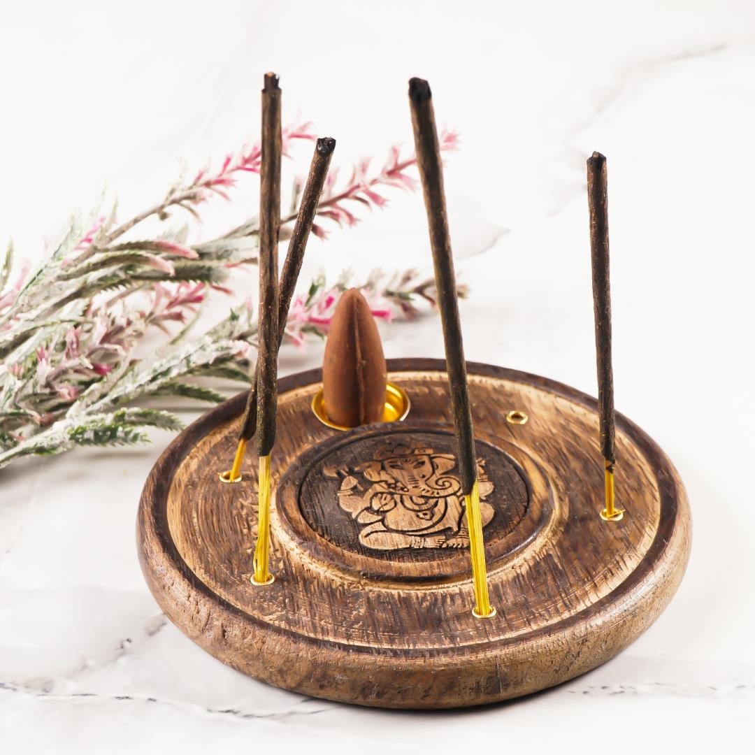 Ganesh Temalı Yuvarlak Ahşap Konik Tütsülük