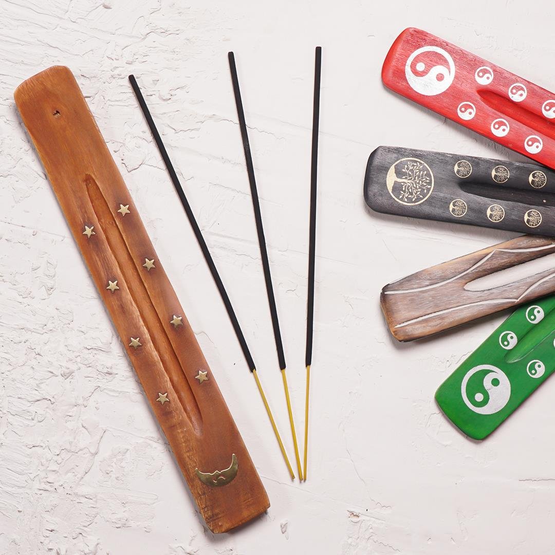 Kahverengi Kayık Tütsülük