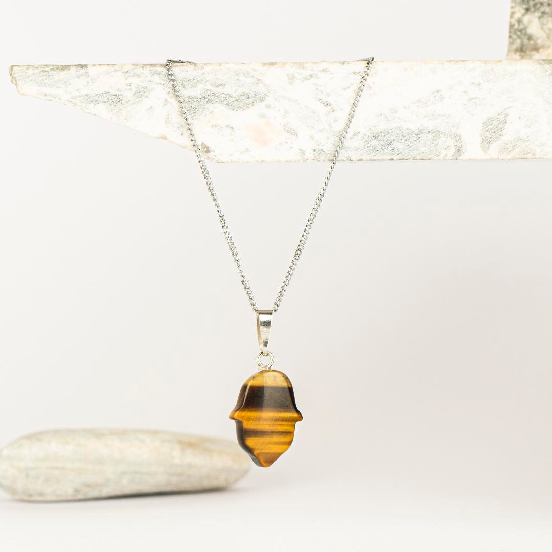 Kaplan Gözü Hamse Temalı Dogal Taş Kolye