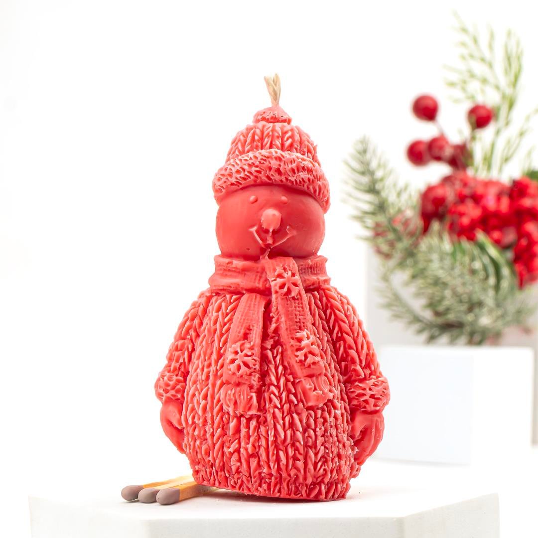 Kardan Adam Temalı Kırmızı Soya Mum