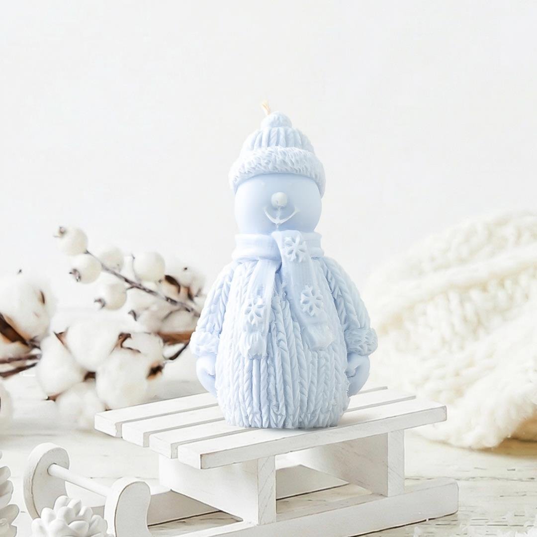 Kardan Adam Temalı Mavi Soya Mum