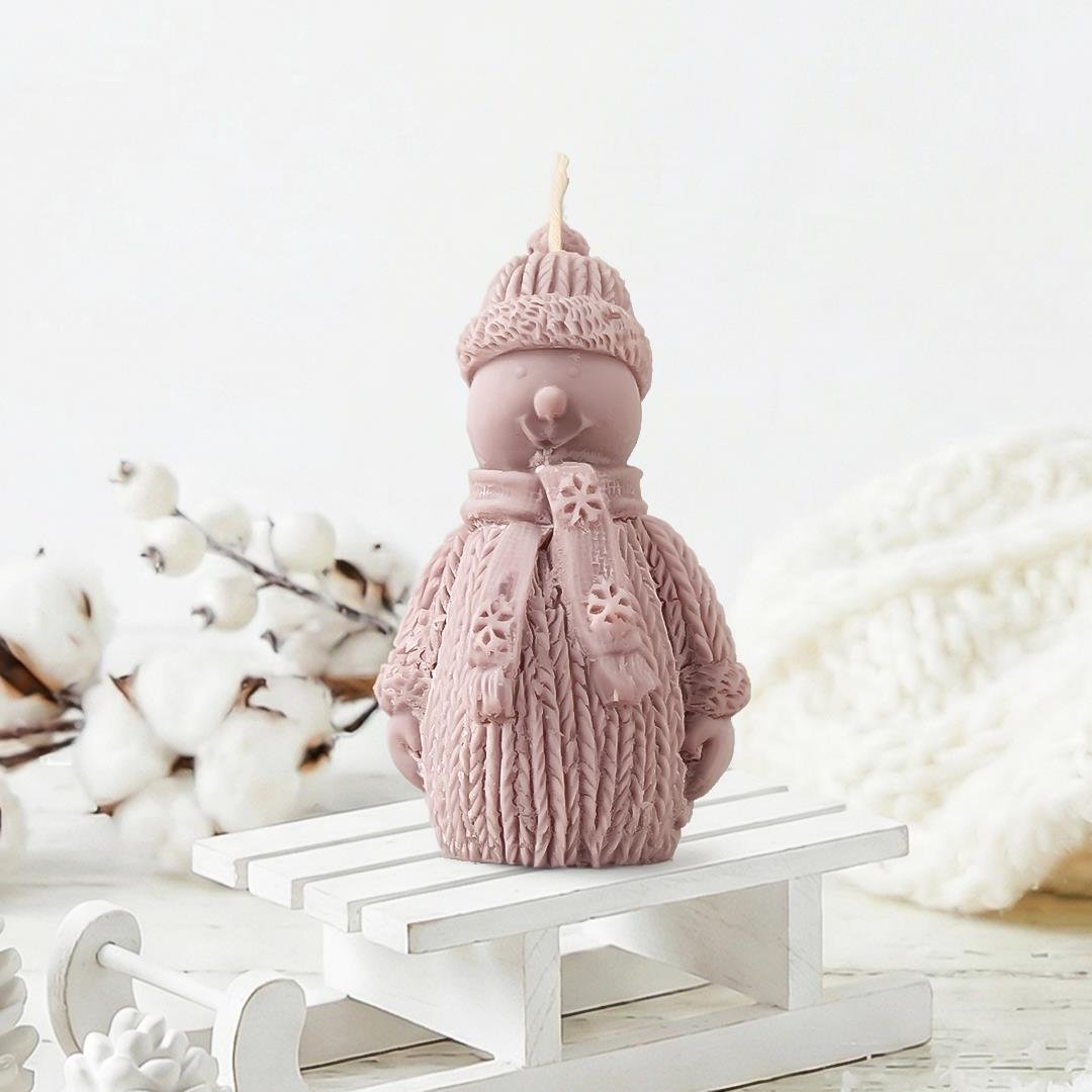 Kardan Adam Temalı Mor Soya Mum