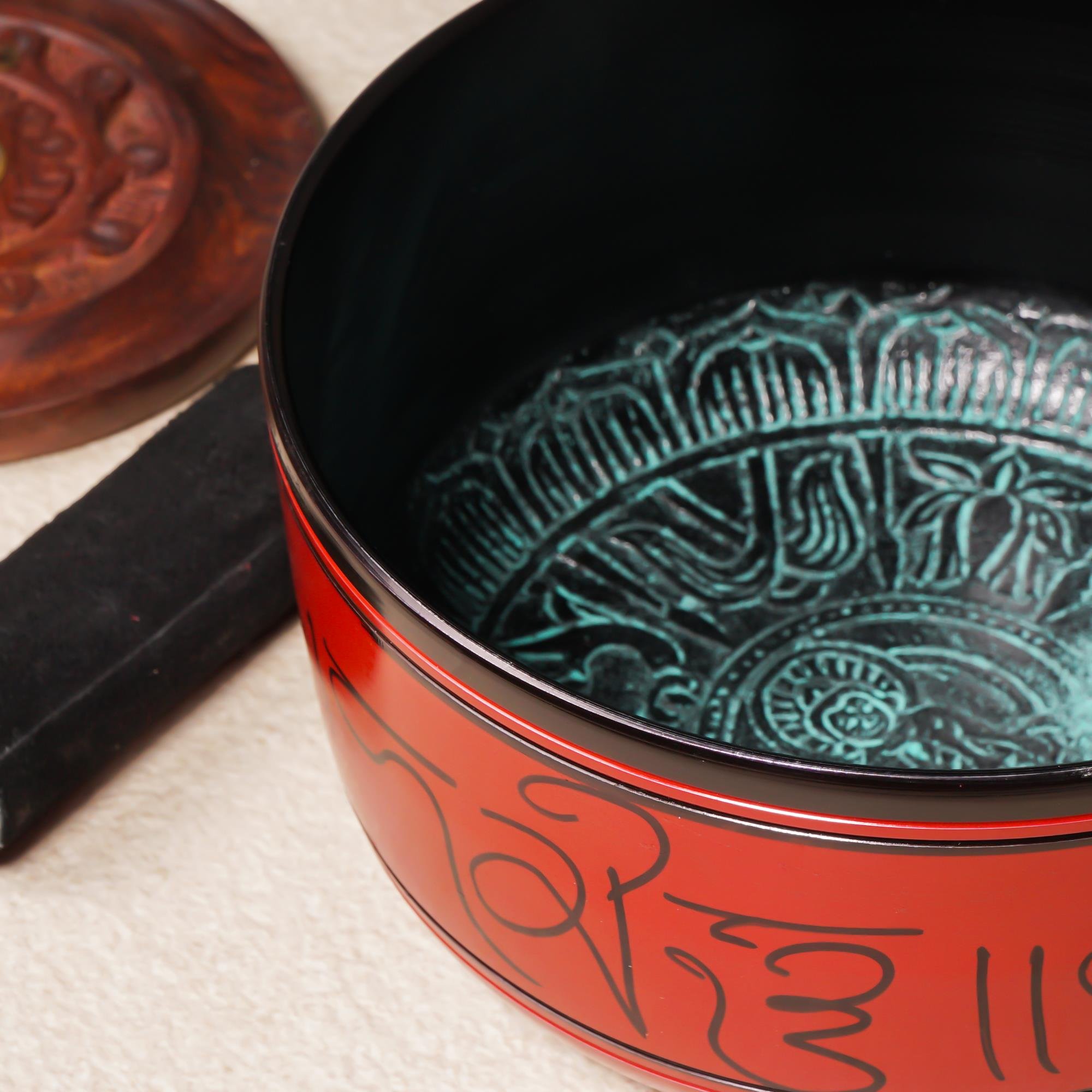 Kırmızı Tibet Çanağı