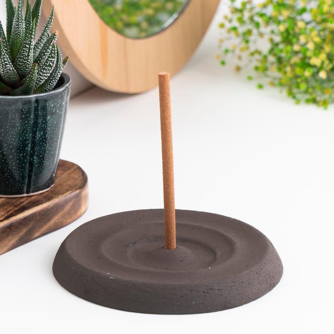 Lomora Black Dhoop Tütsülük