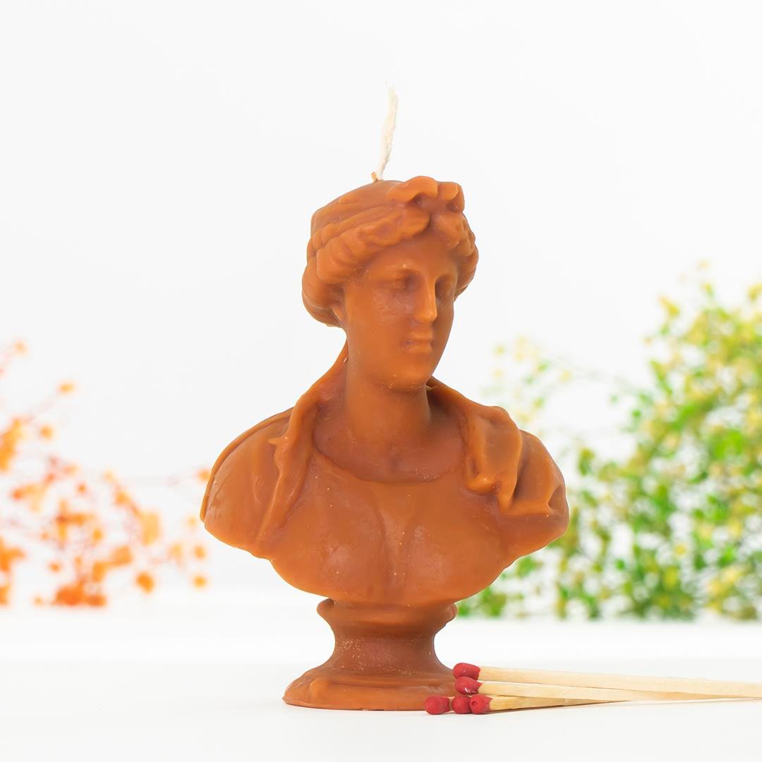 Mitr Antik Yunan Genç Kadın Temalı Balmumu Mum