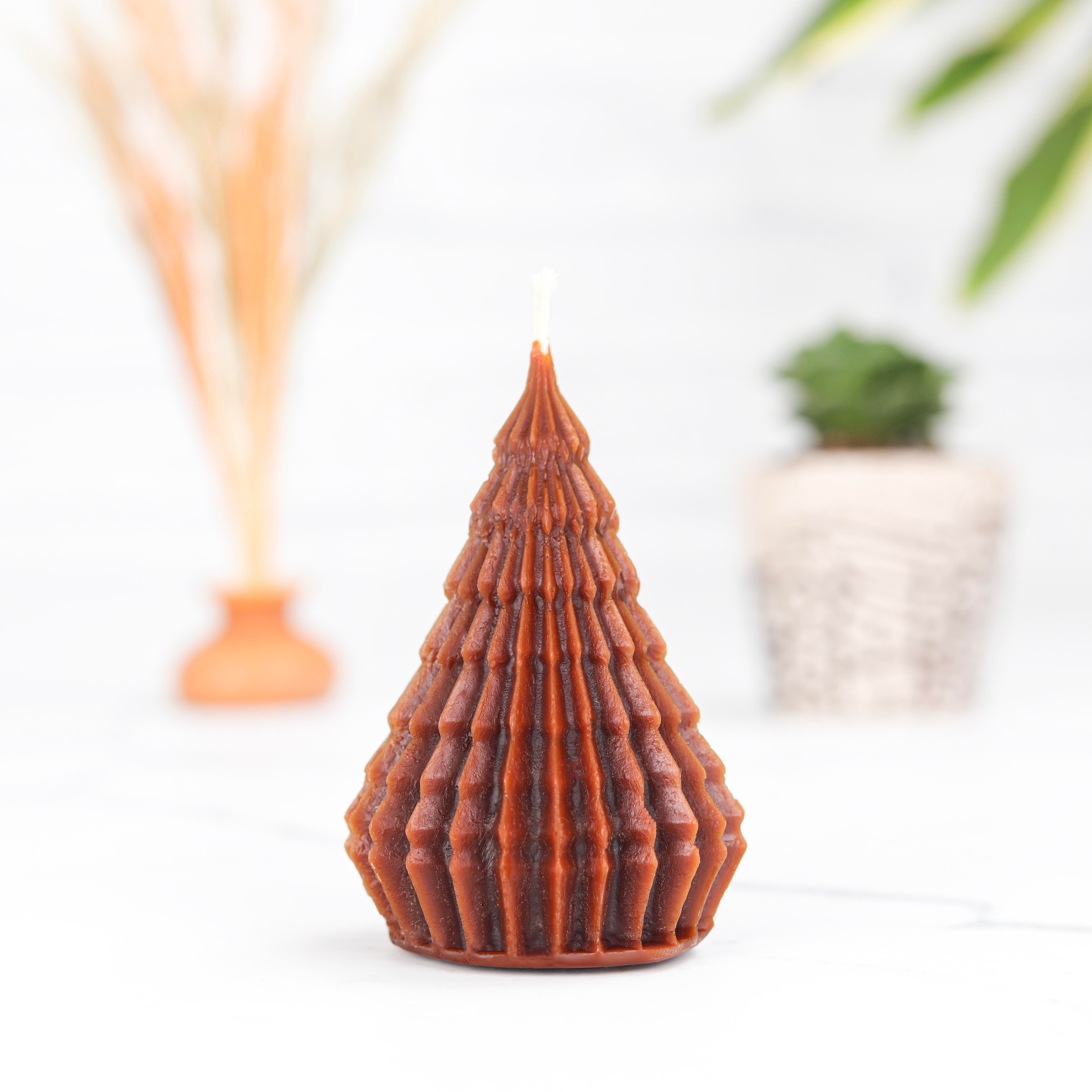 Mitr Dekoratif Pine Temalı Balmumu Mum (Sıcak Döküm)