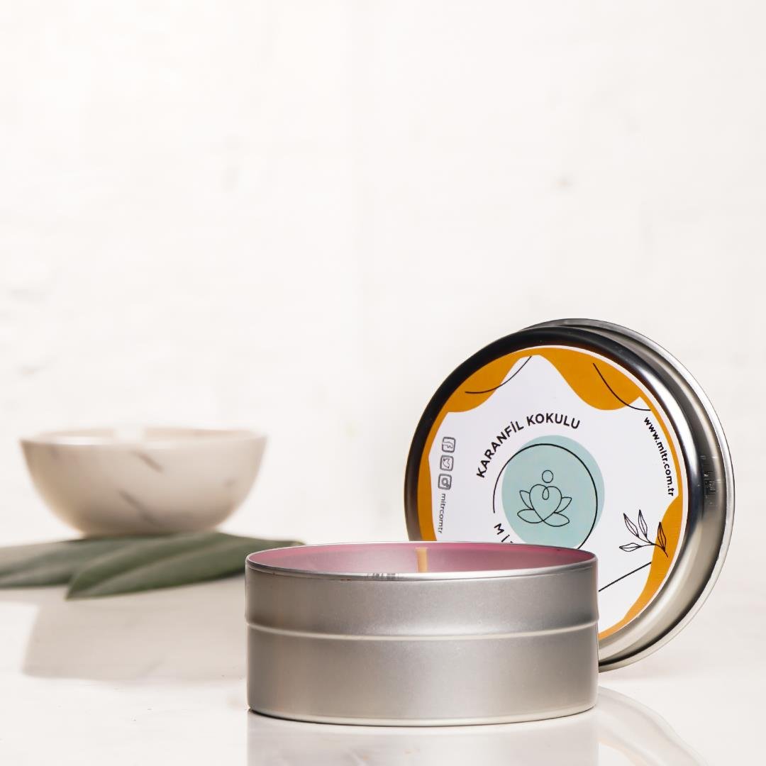 Mitr Karanfil Aromalı Metal Mum