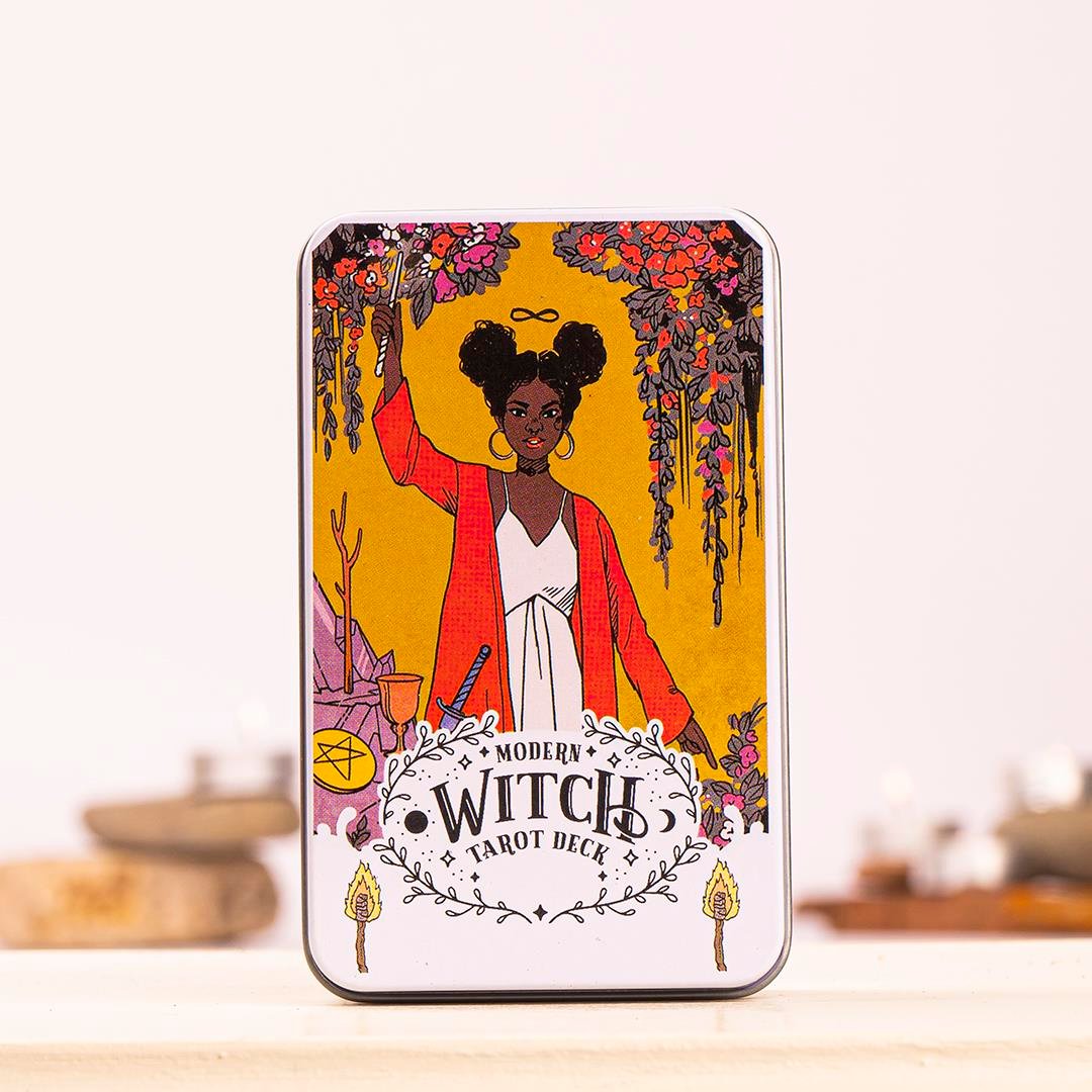 Modern Witches Tarot Kartı
