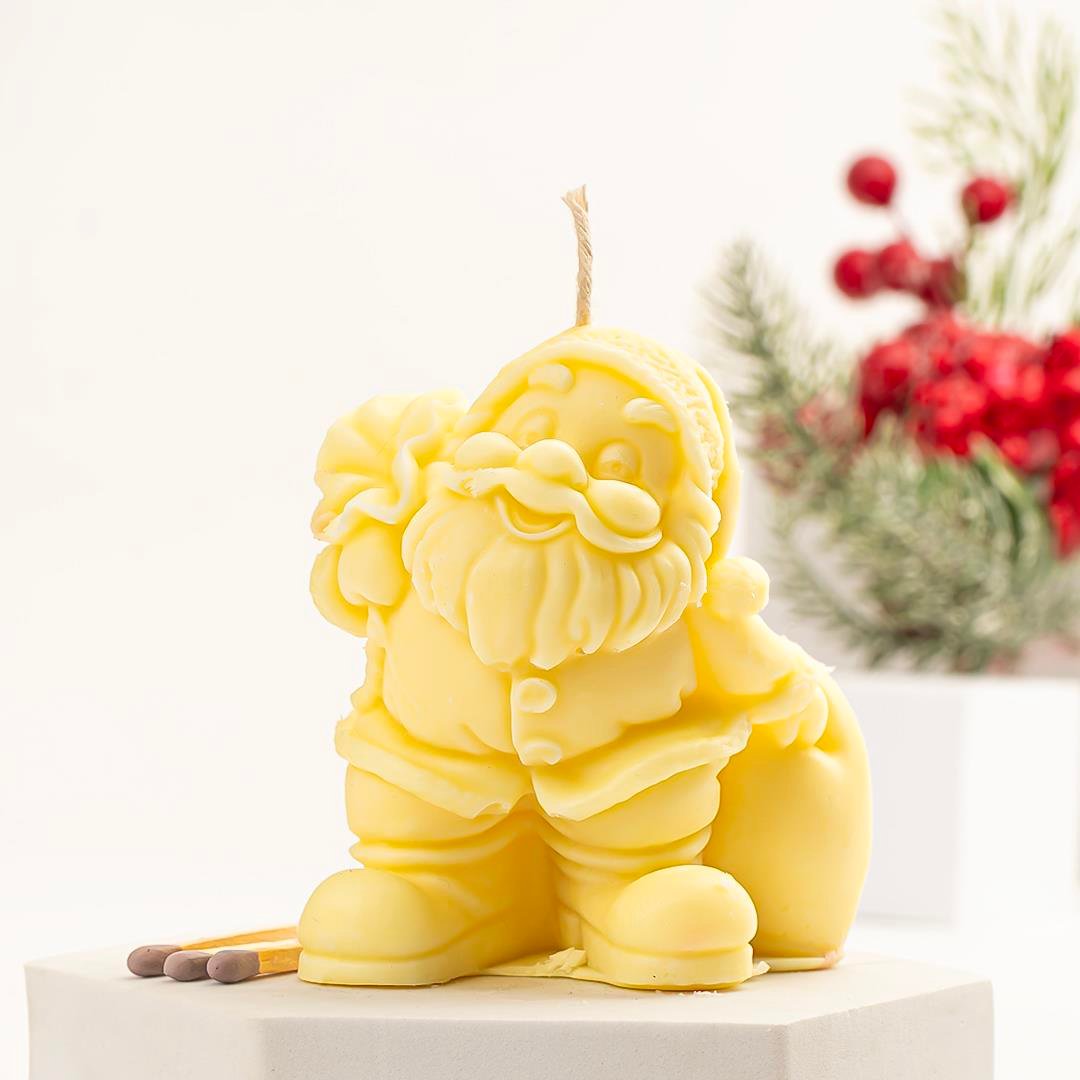 Noel Baba Temalı Sarı Soya Mum
