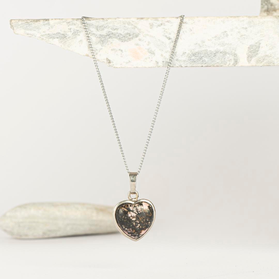 Rodonit Kalpli Kaplama Dogal Taş Kolye