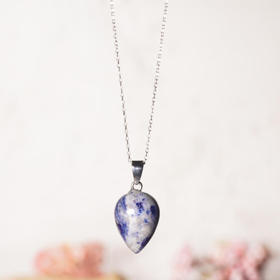 Sodalit Doğal Taş Oval Kolye