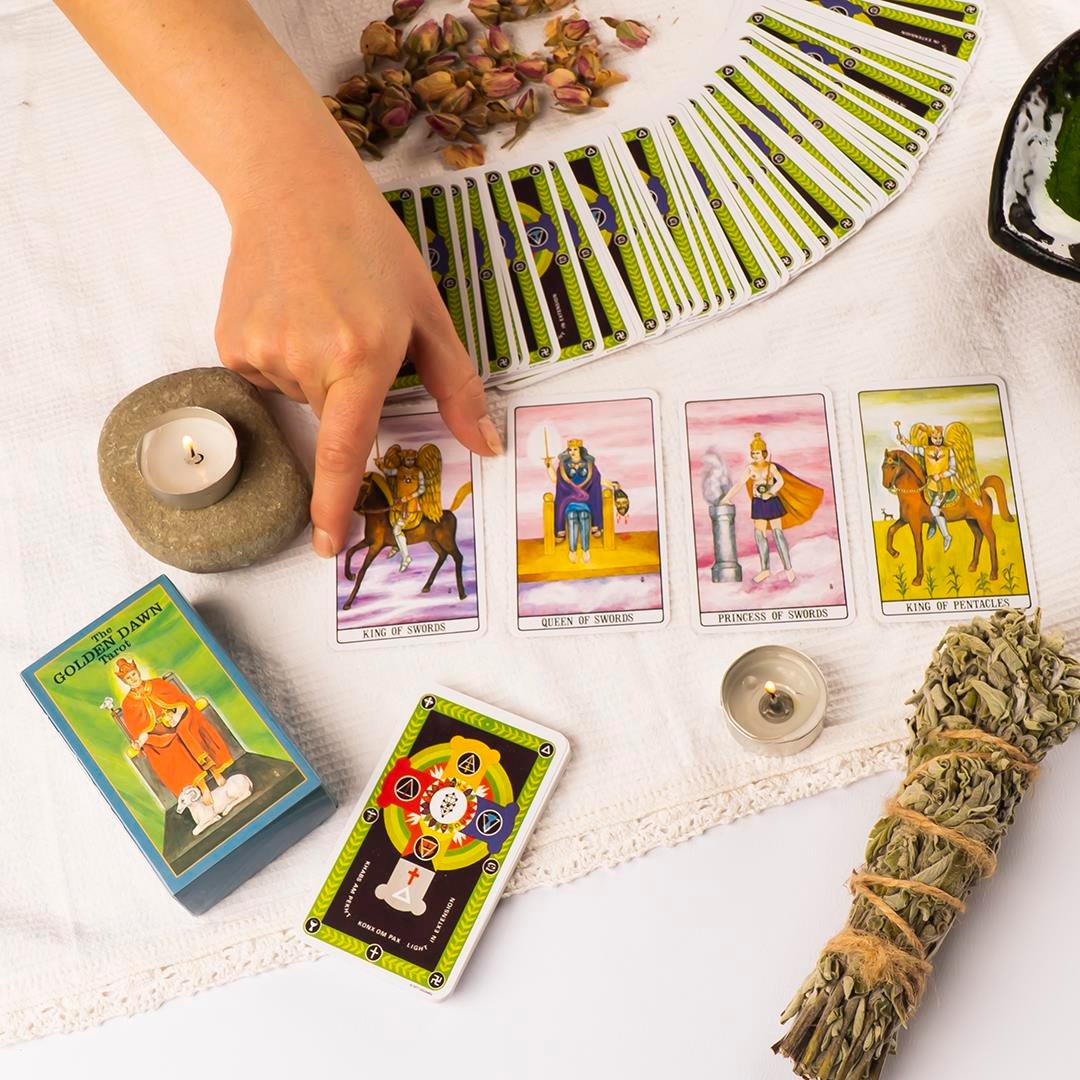 The Golden Dawn Tarot Kartı