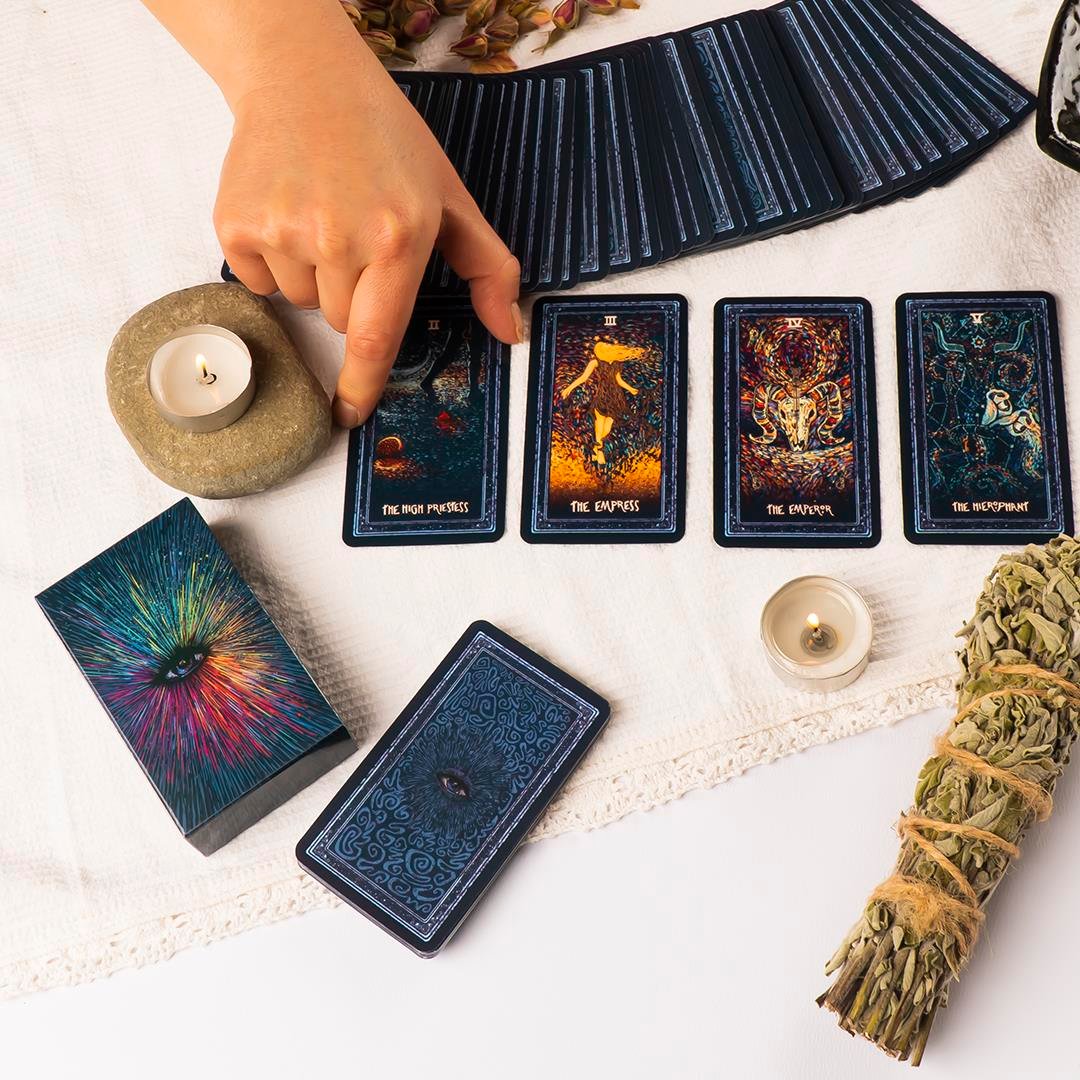 The Light Visions Tarot Kartı